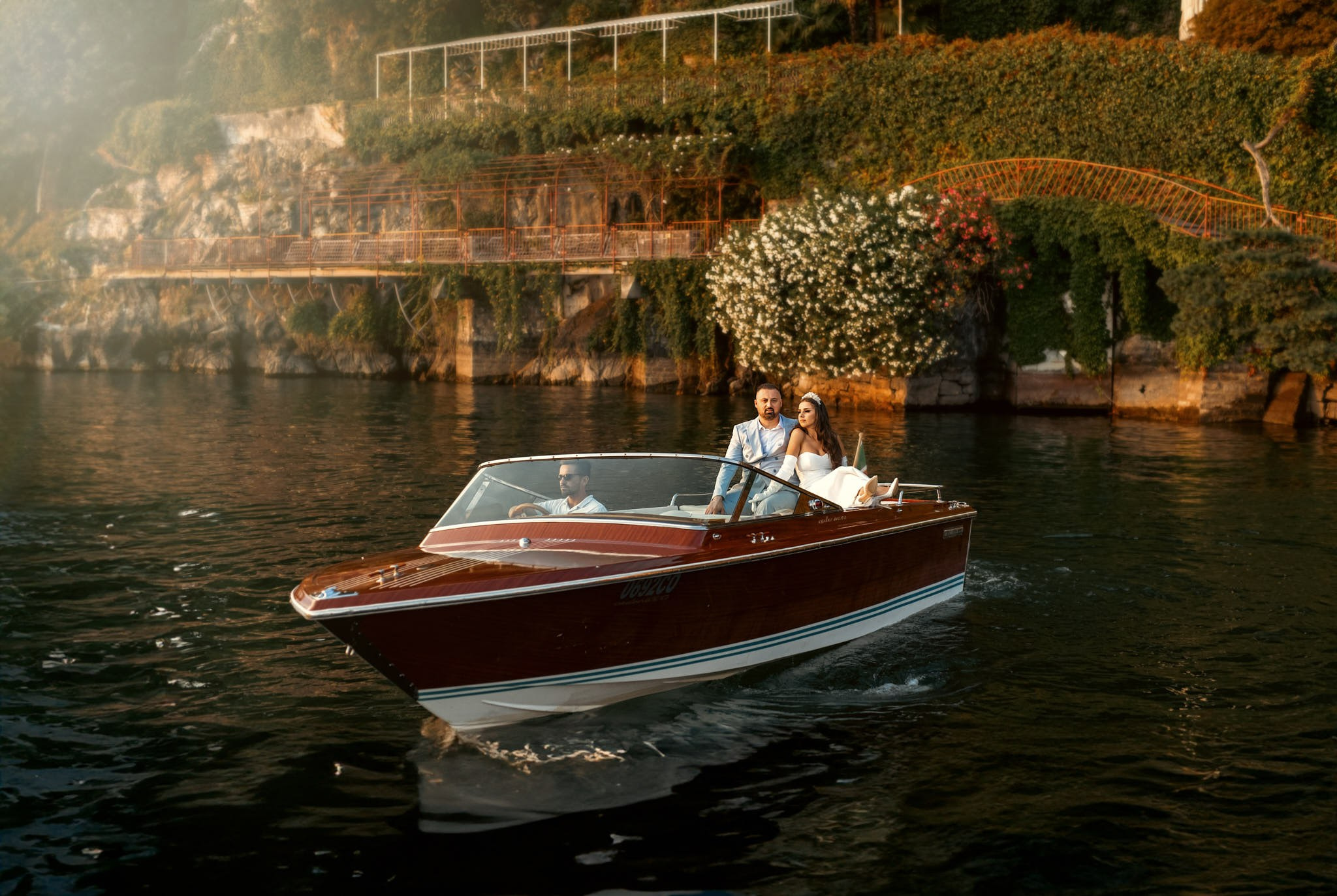 Persida & Ergys. Fotografo matrimonio Lago di Como Ferrari Media Production