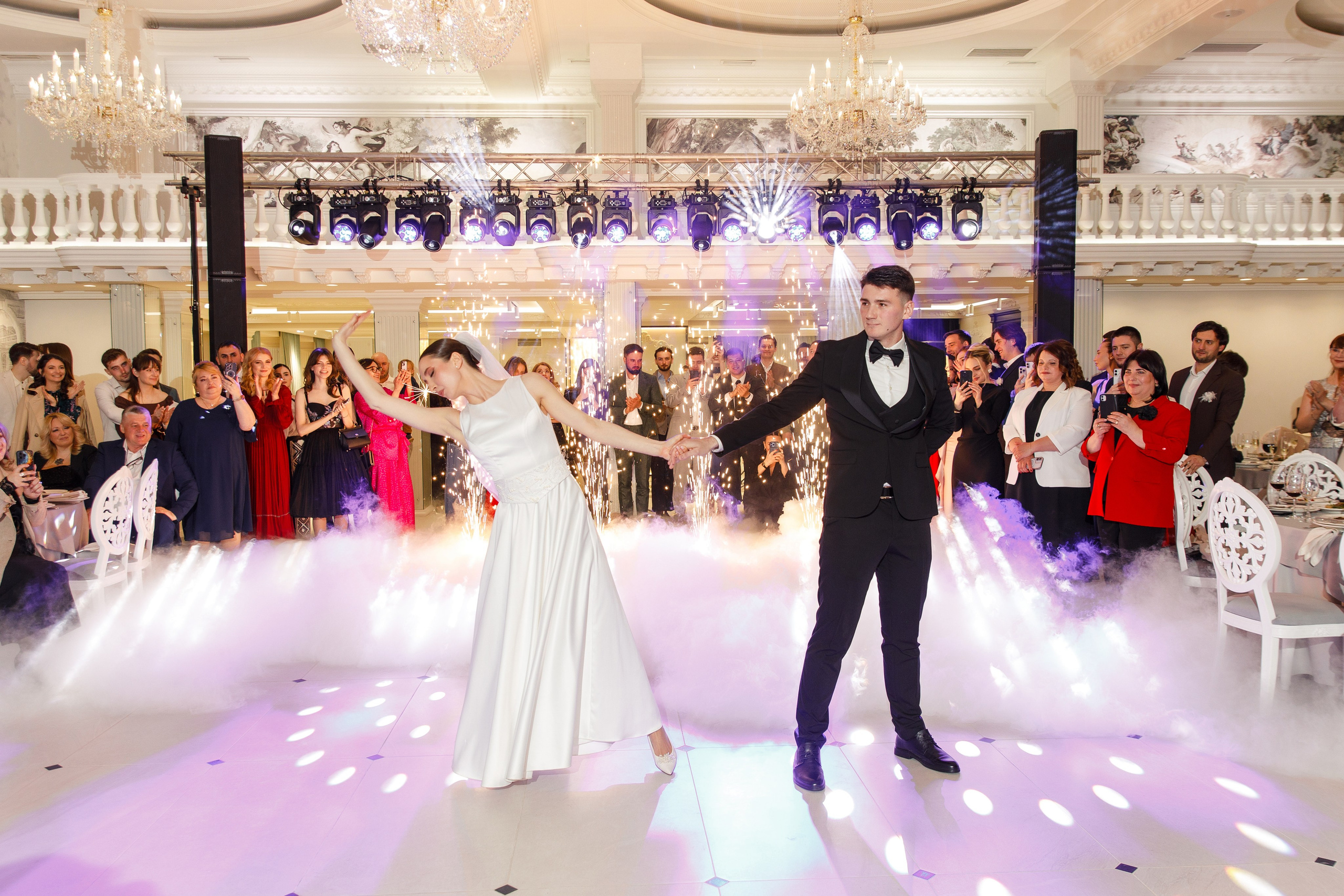 Ion & Doina. BUREA PRODUCTION