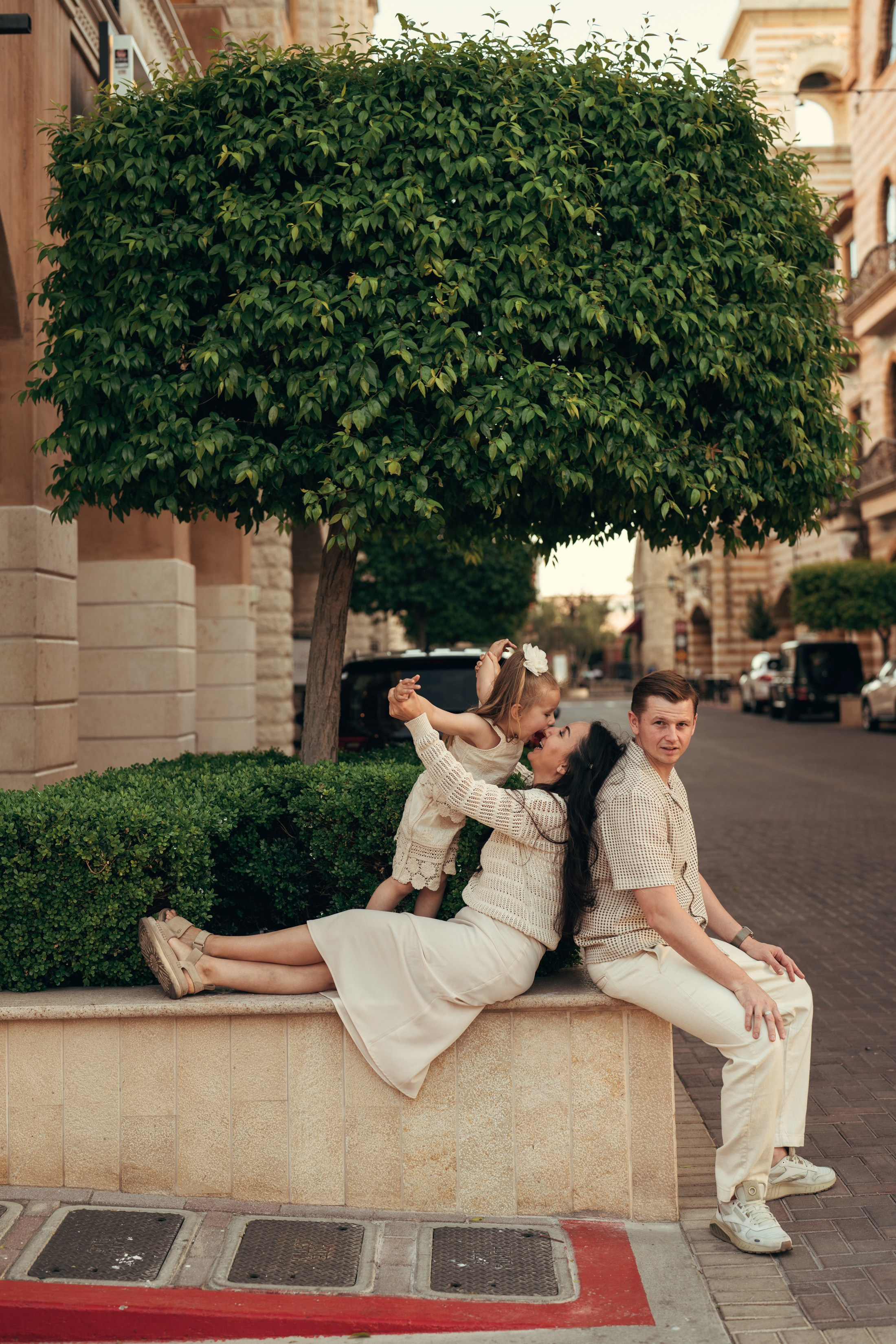 Family. Wedding & elopement photographer Viktoriya Kravtsov. Las Vegas