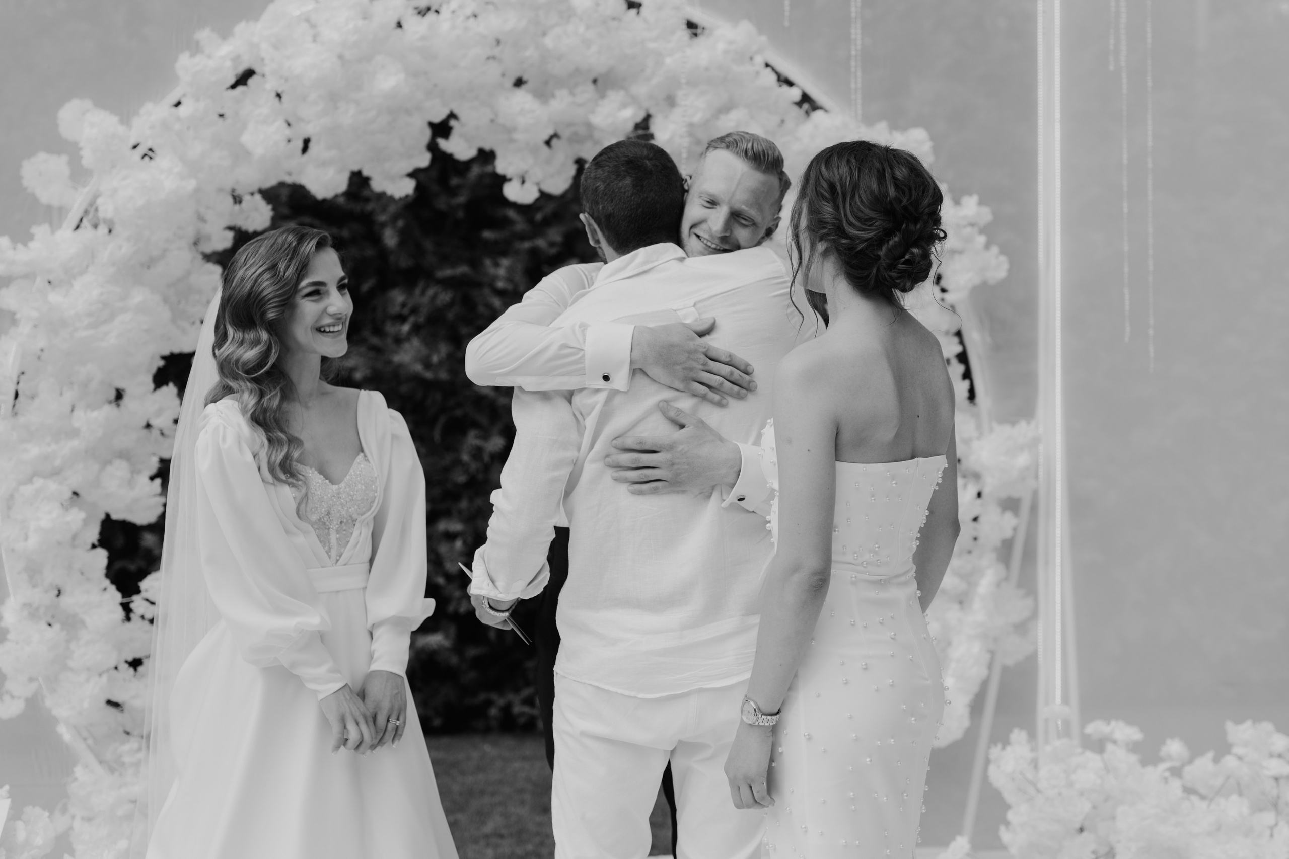 Corina & Dumitru. Main