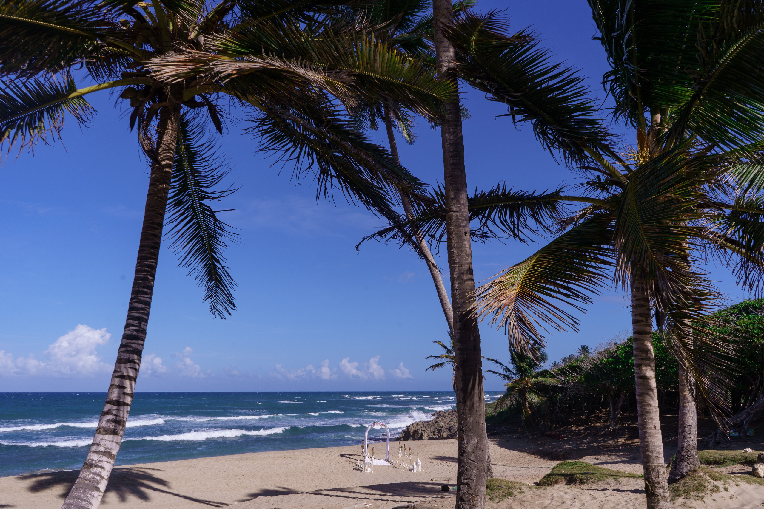 Symbolic Beach Weddings in Puerto Plata. Photographer in Puerto Plata and Santo Domingo, Dominican Republic
