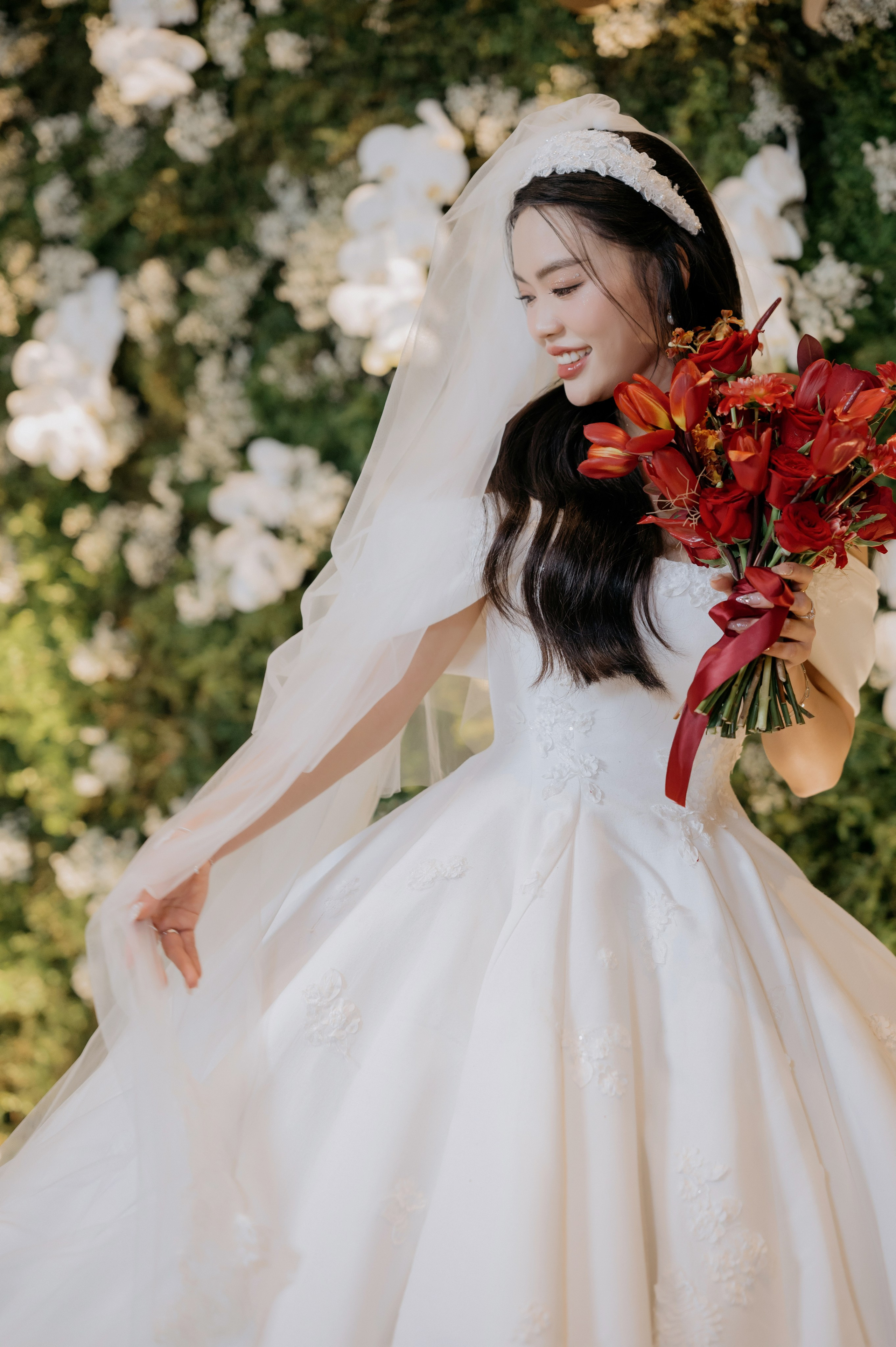 DAT & TU / Wedding Party. Saigon Wedding Present | Art Beyond Moments