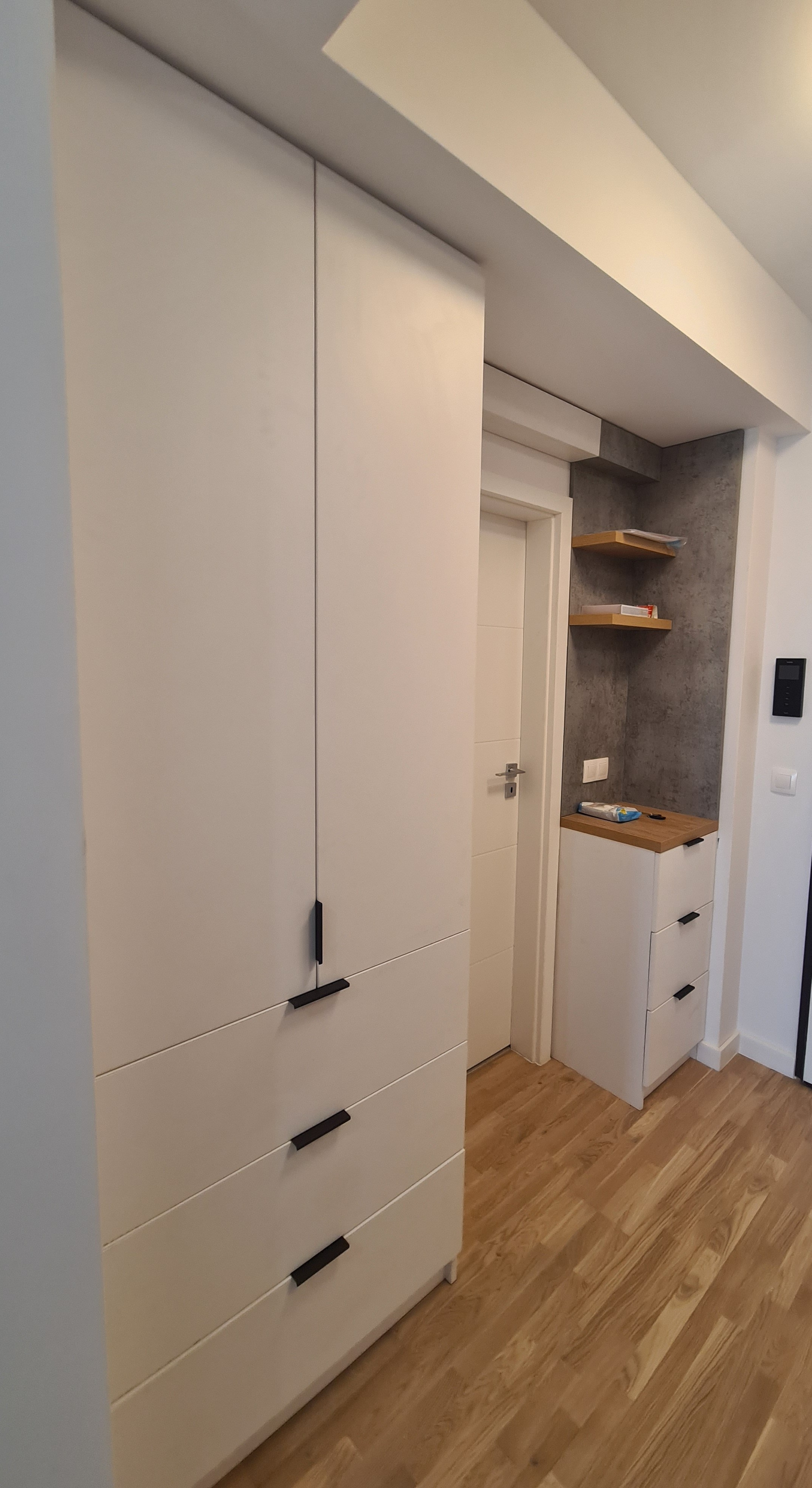 Cuier. Furniture Alexandru Turcu