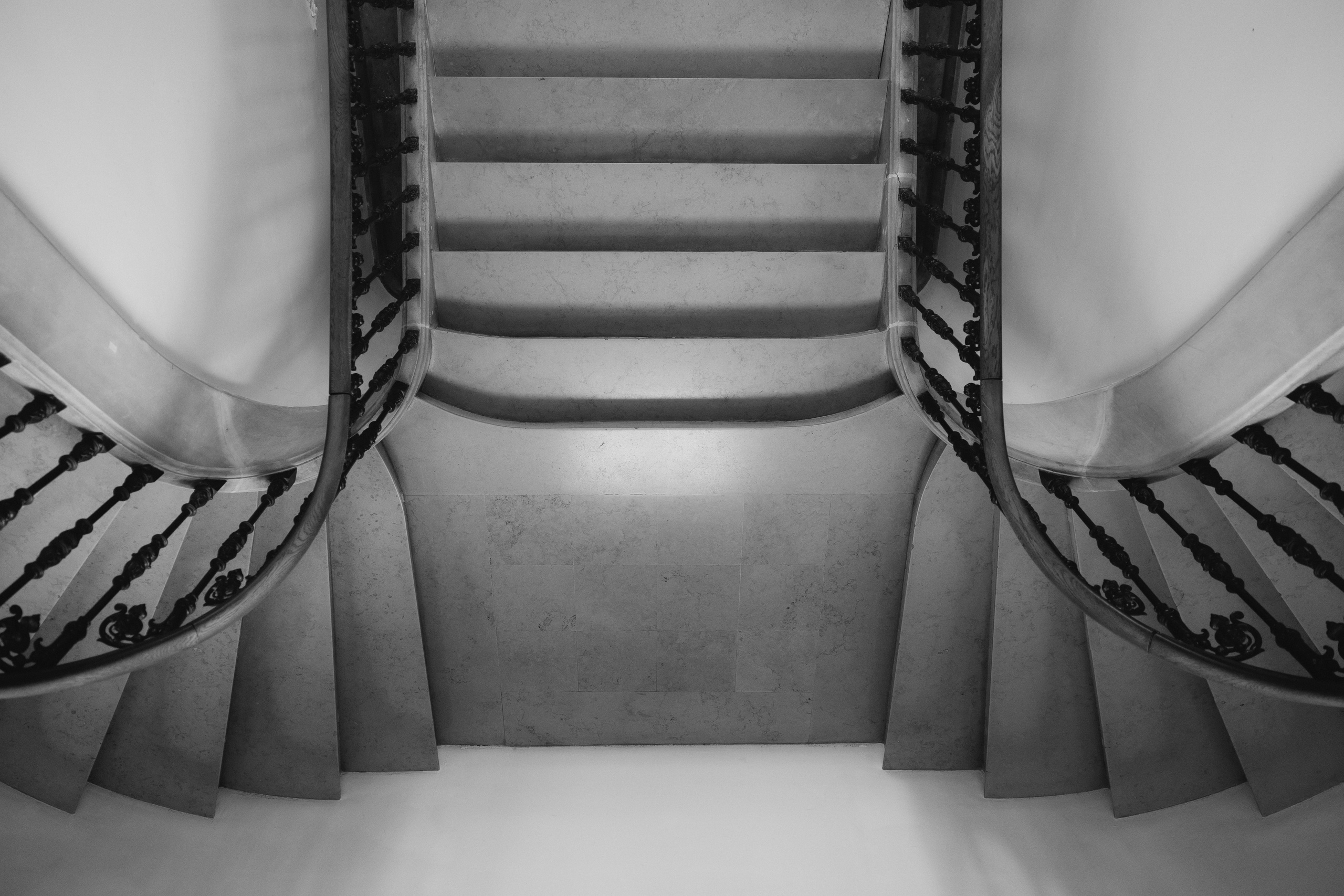 Seulement dans tes bras. Servicii Foto Video în Chișinău și Europa ID-Brothers