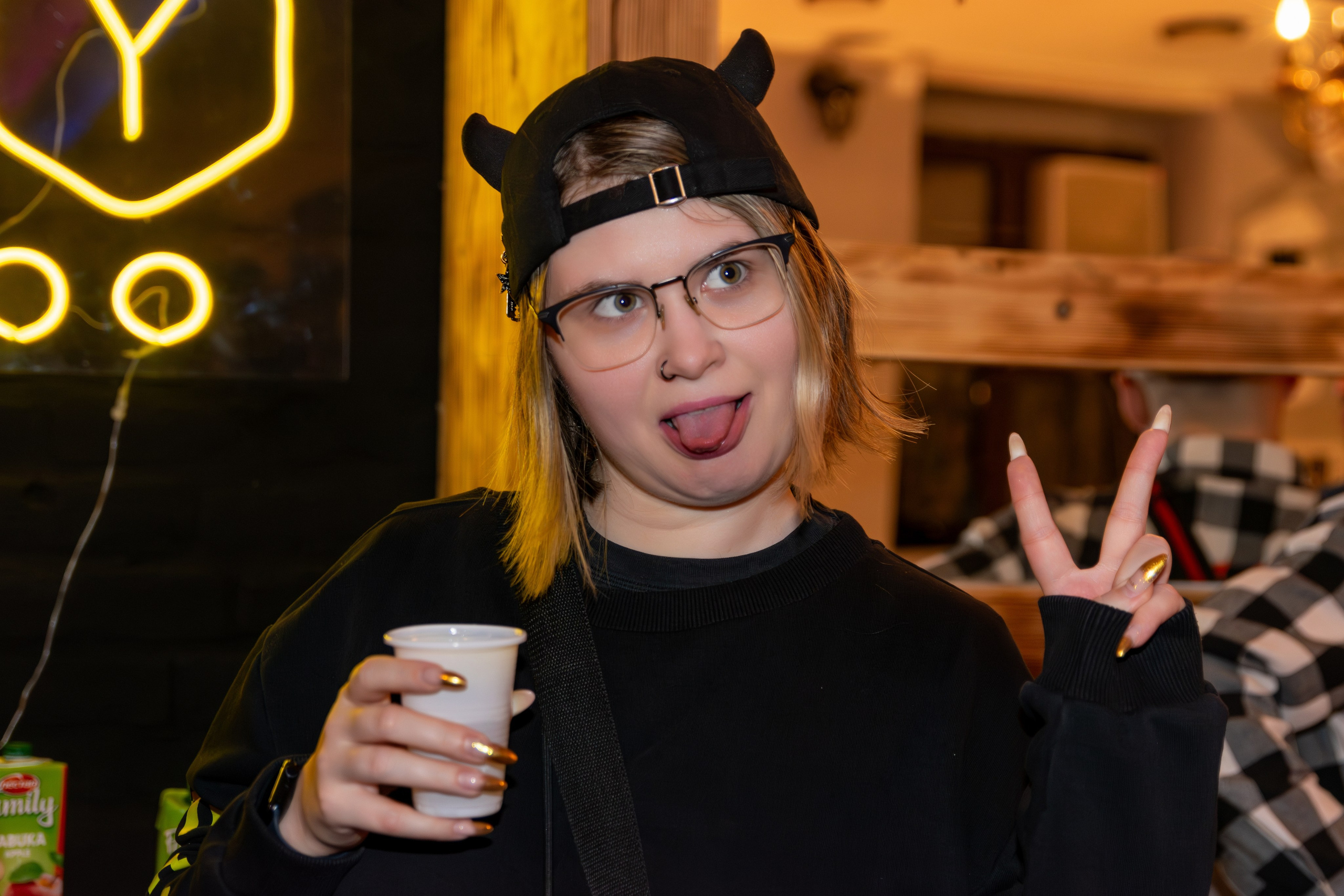 Репортажно фотографисање са отварања ТАТТО РОИ-а у Новом Саду, Србија. Викторија Федосеенко, фотограф у Србији