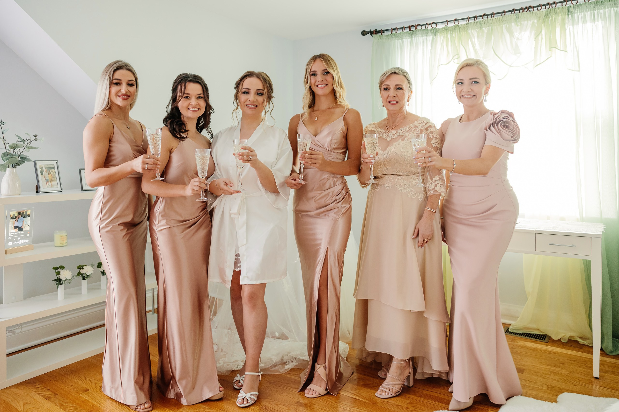 05.10.2024 Wedding. Wedding family event photographer in Chicago Nick Yushevich