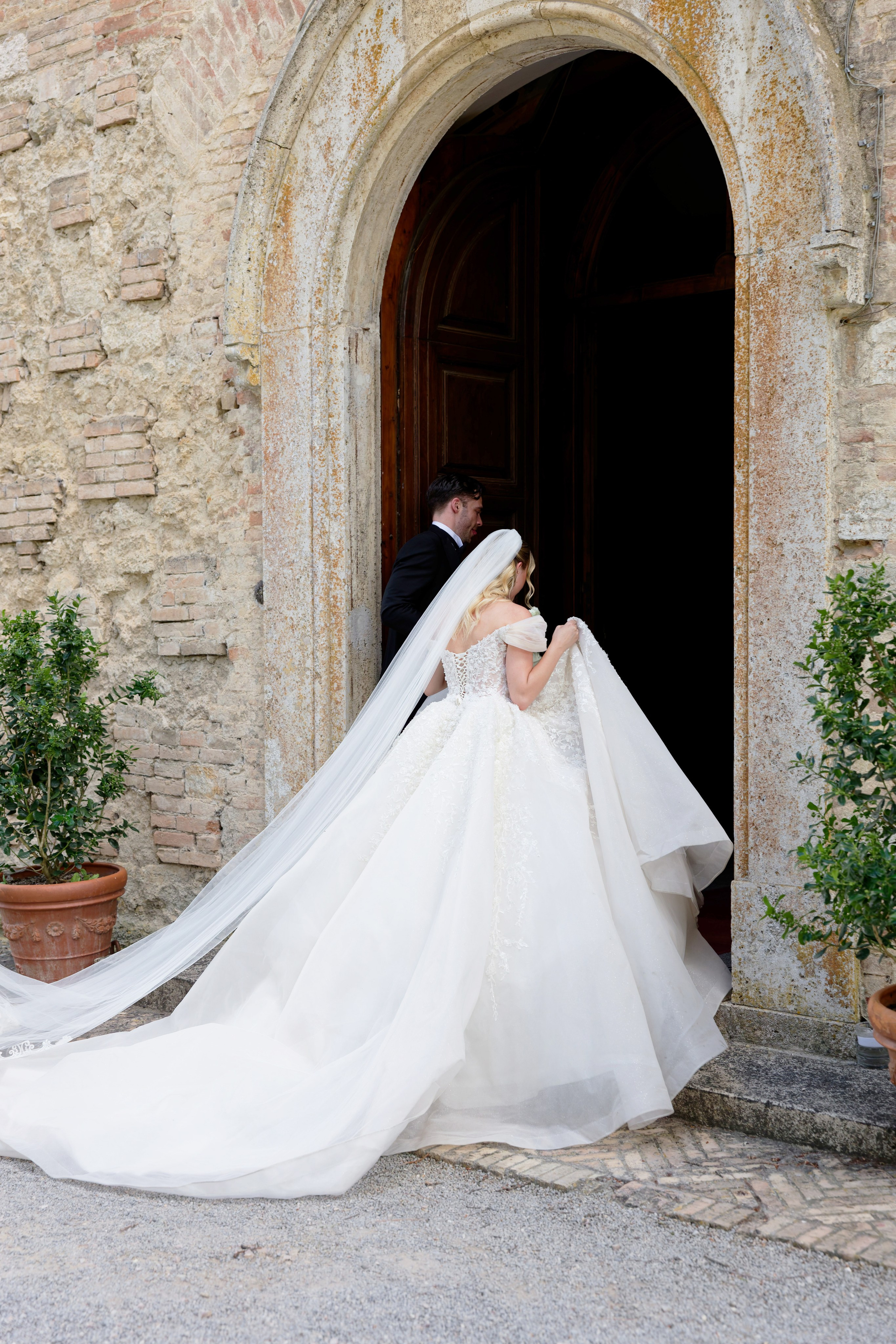 Wedding at La Torre di Pila, Umbria, Italy