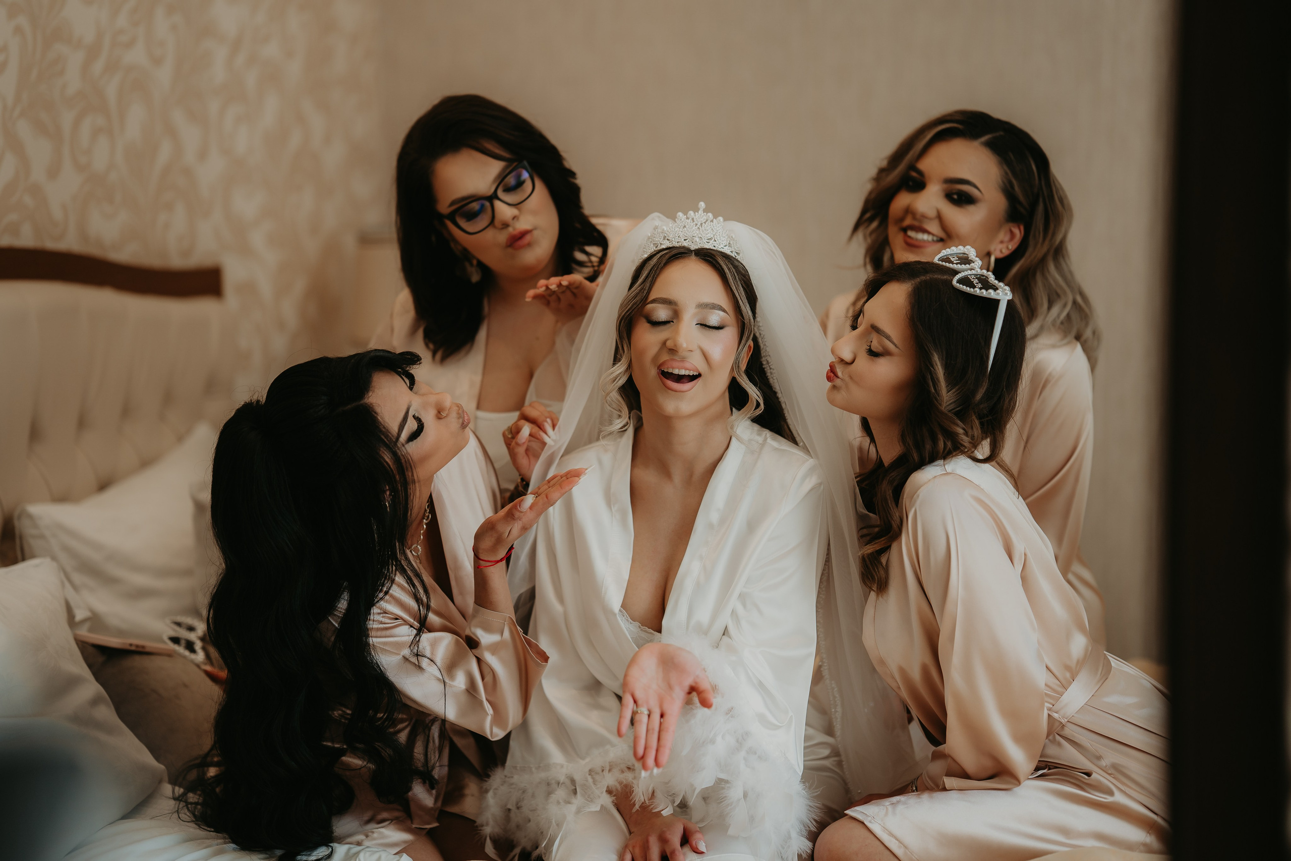 Andra & Ciprian / Wedding Day. Foto / Video nunta Deva, Hunedoara