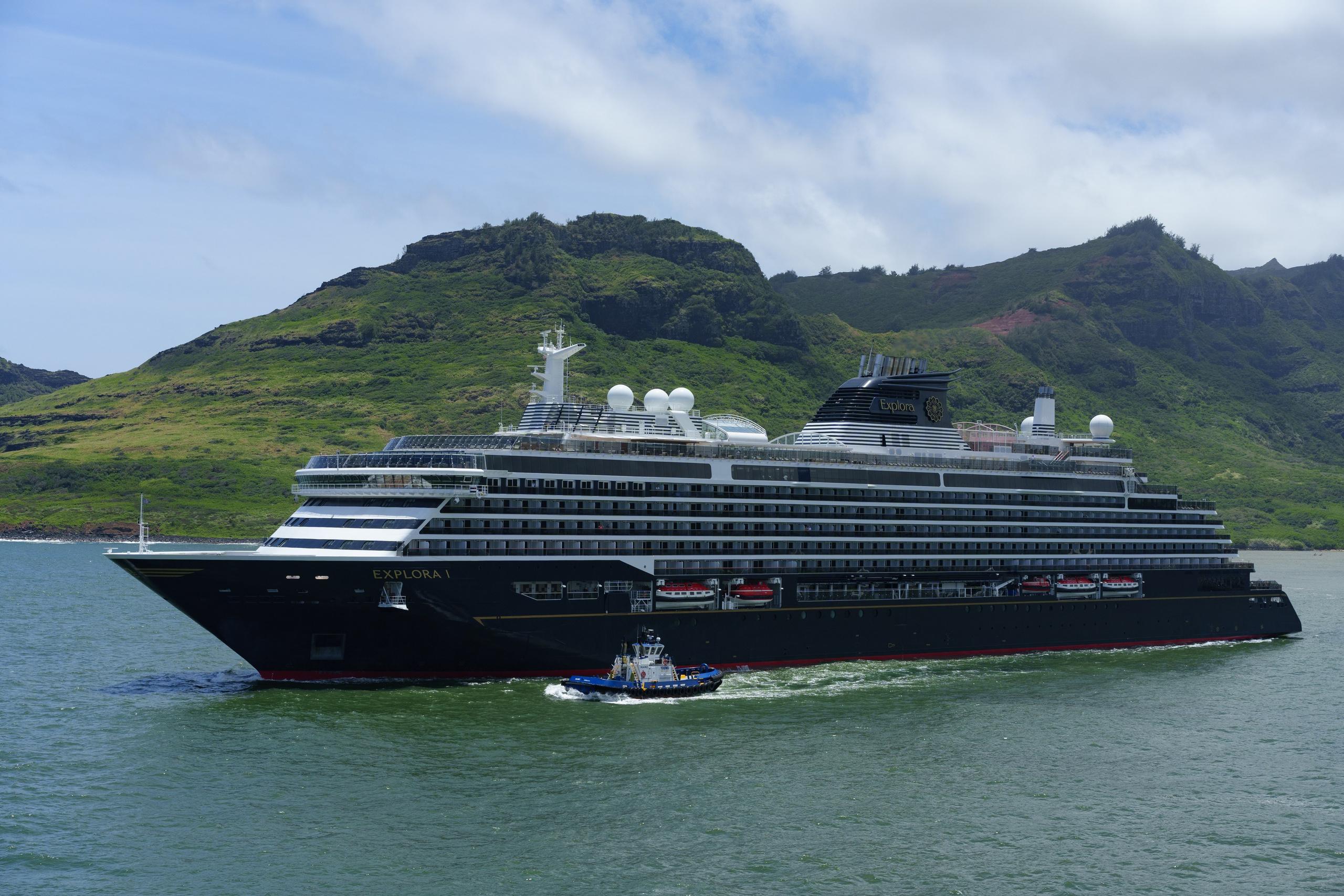 SHIPS. Awards winning photographer in Kauai, Hawaii
