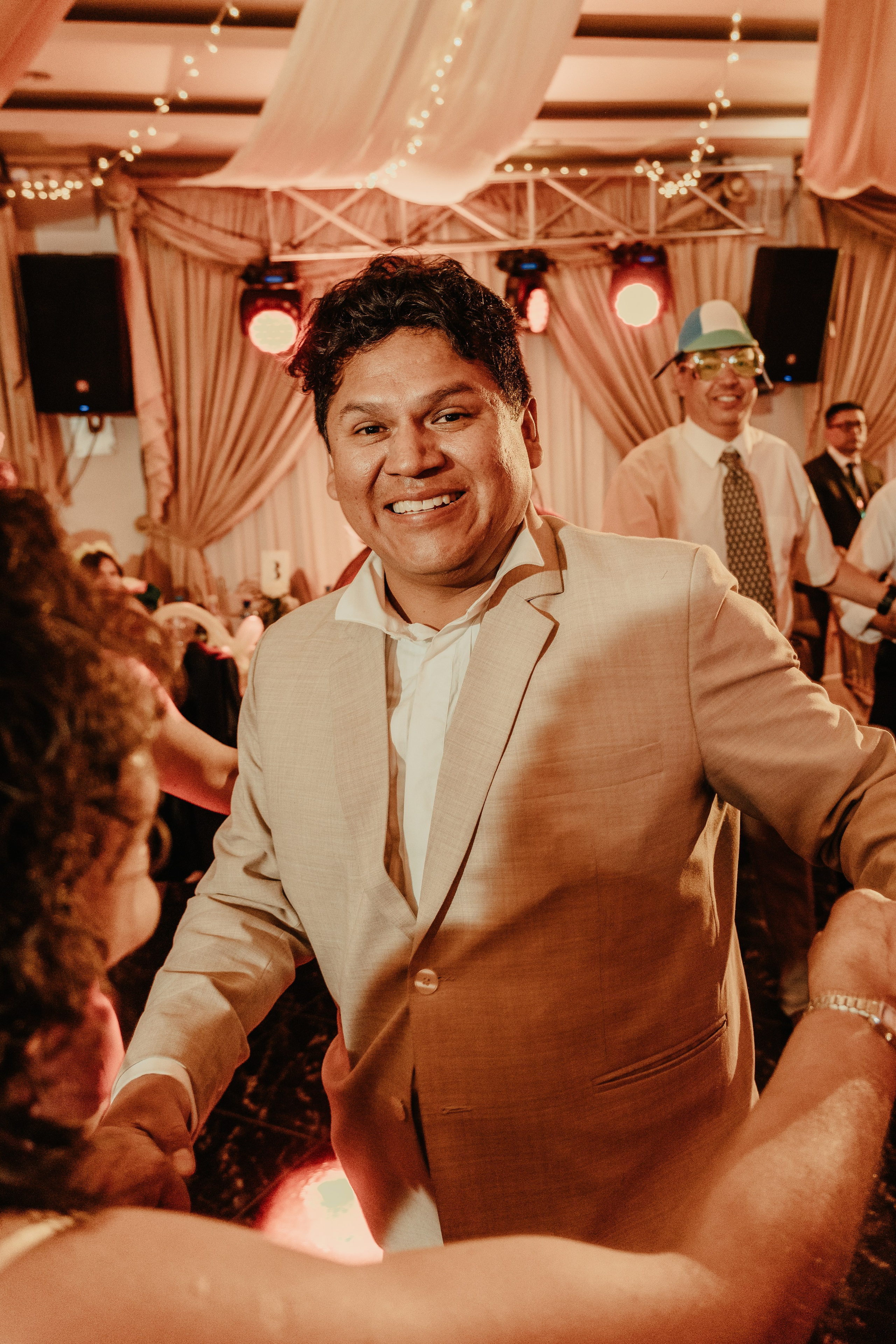 VANESSA + FRANKLIN BODA RELIGIOSA. Studio KVTA | Fotografía y Video de Bodas en Arequipa