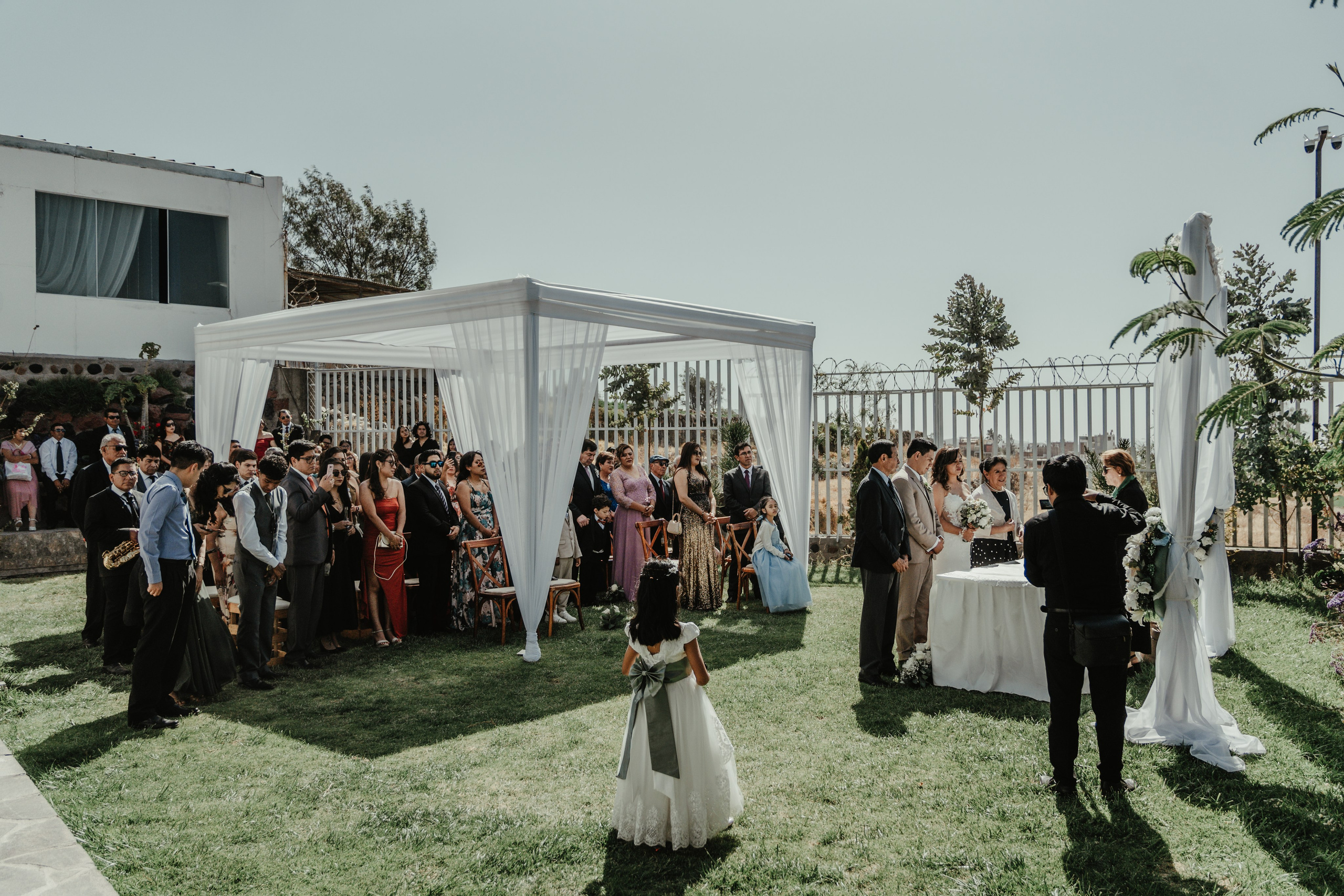 CARLA Y MARIO BODA RELIGIOSA. Studio KVTA | Fotografía y Video de Bodas en Arequipa