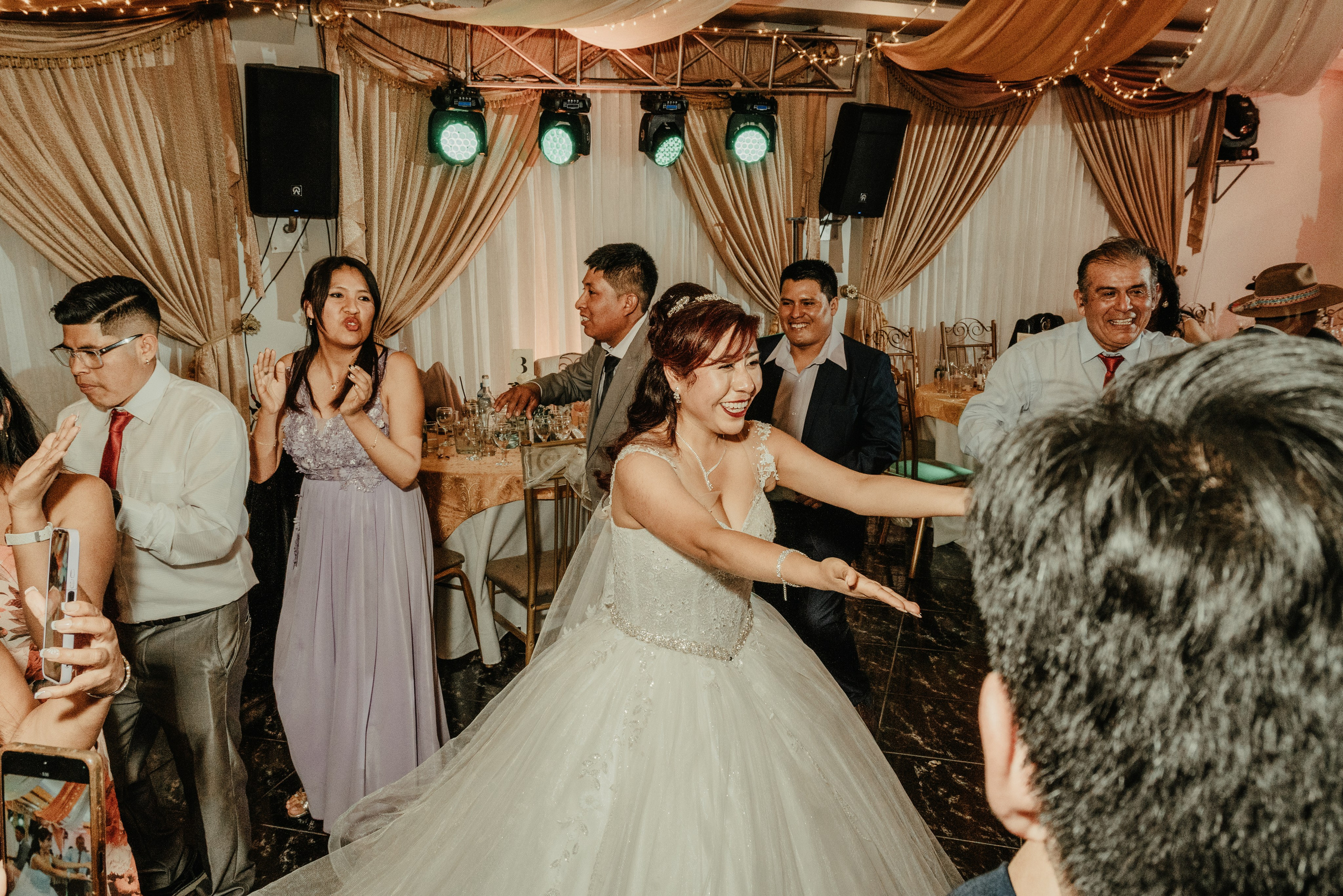 VANESSA + FRANKLIN BODA RELIGIOSA. Studio KVTA | Fotografía y Video de Bodas en Arequipa