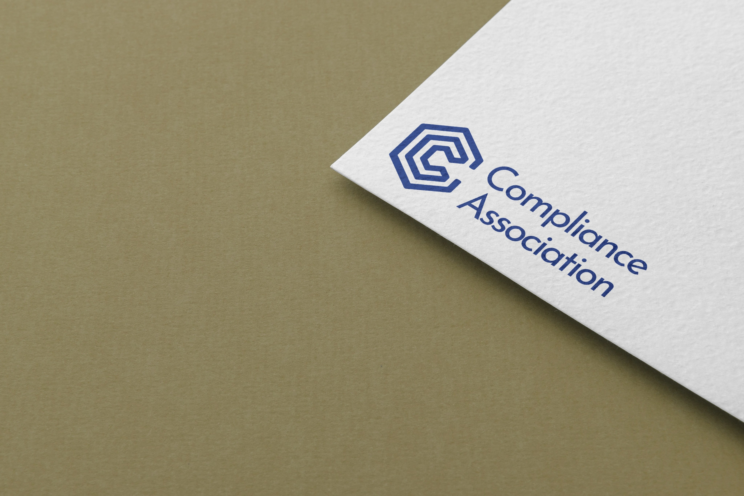 Təsisçilər. Komplayens Assosiasiyası