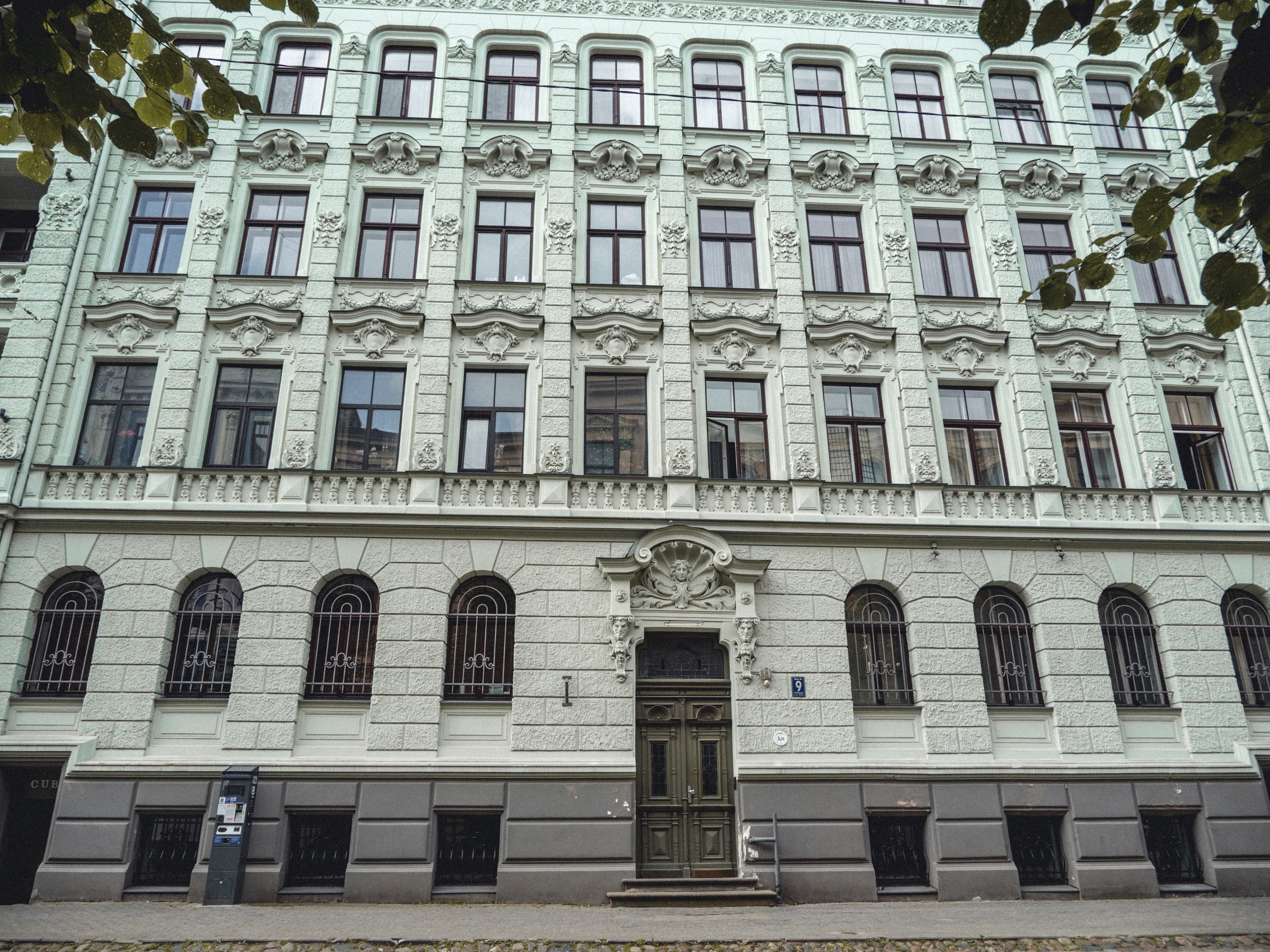 Voyage à Riga. Photographe sur Cote d’Azur. Portraits de familles, couples, enfants, événements