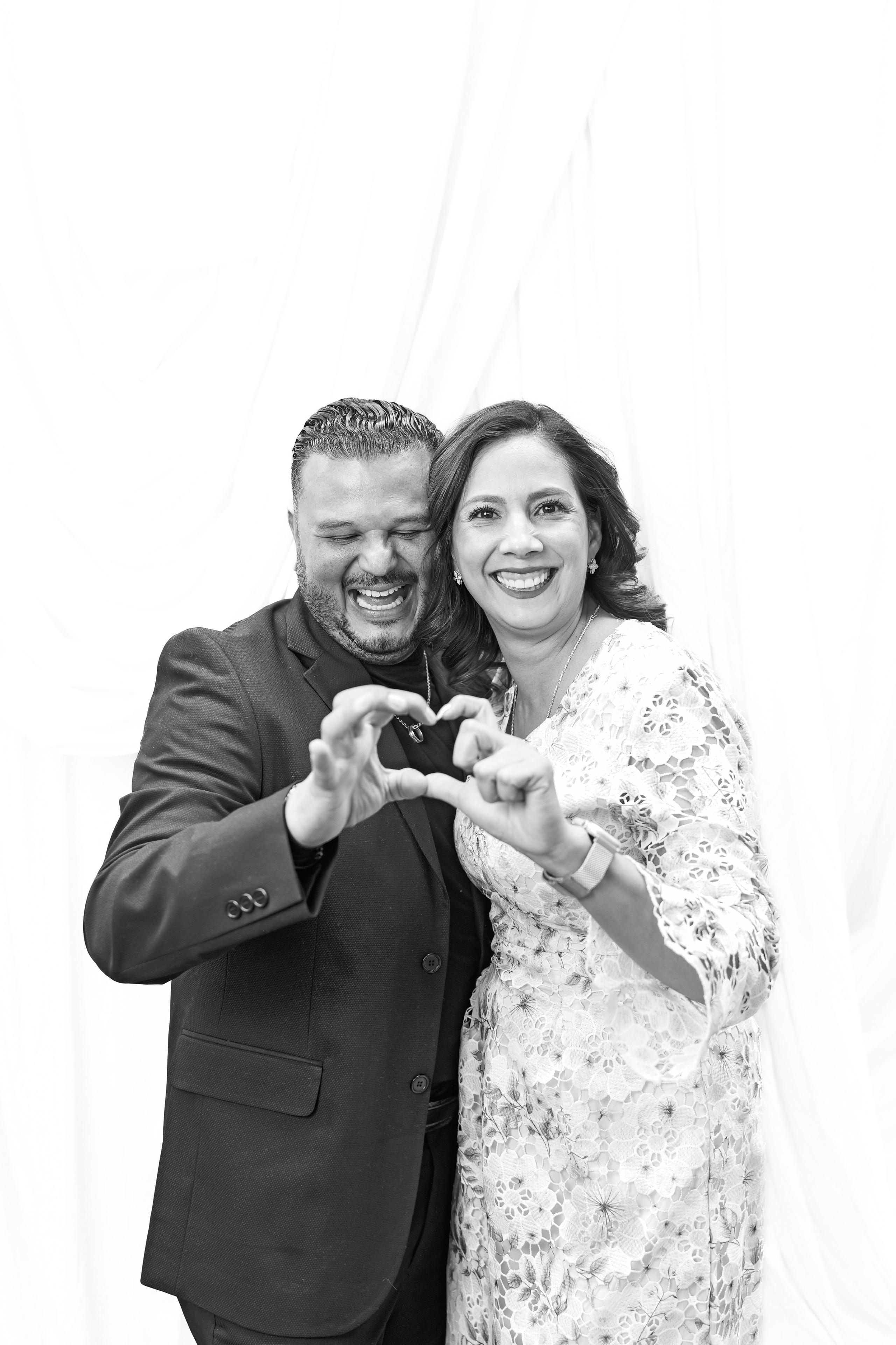 Fotos divertidas para tu Boda. Wedding Photographer and Filmmaker in Guadalajara Mexico Abraham Linares