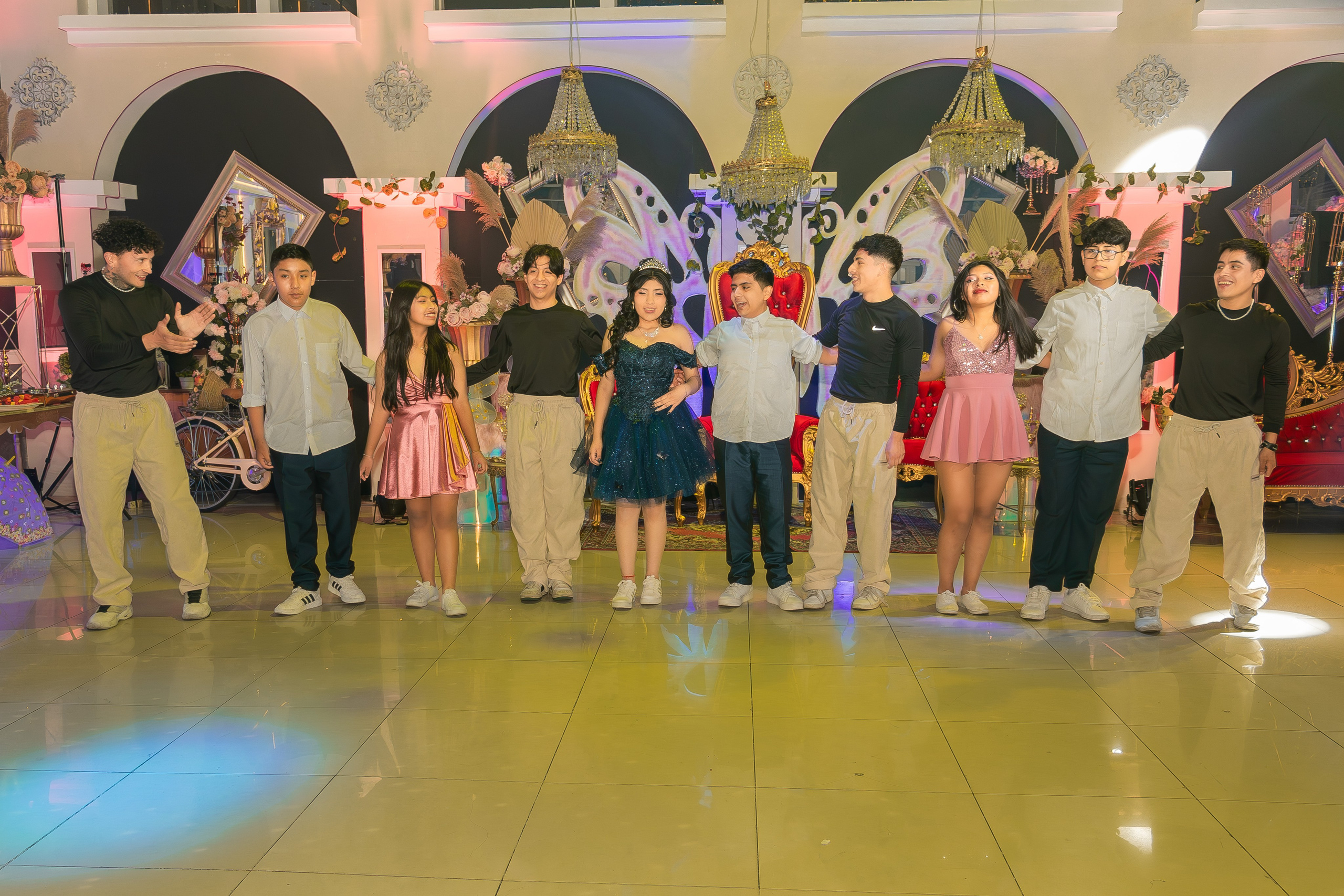 Xv de karolay. Studio KVTA | Fotografía y Video de Bodas en Arequipa