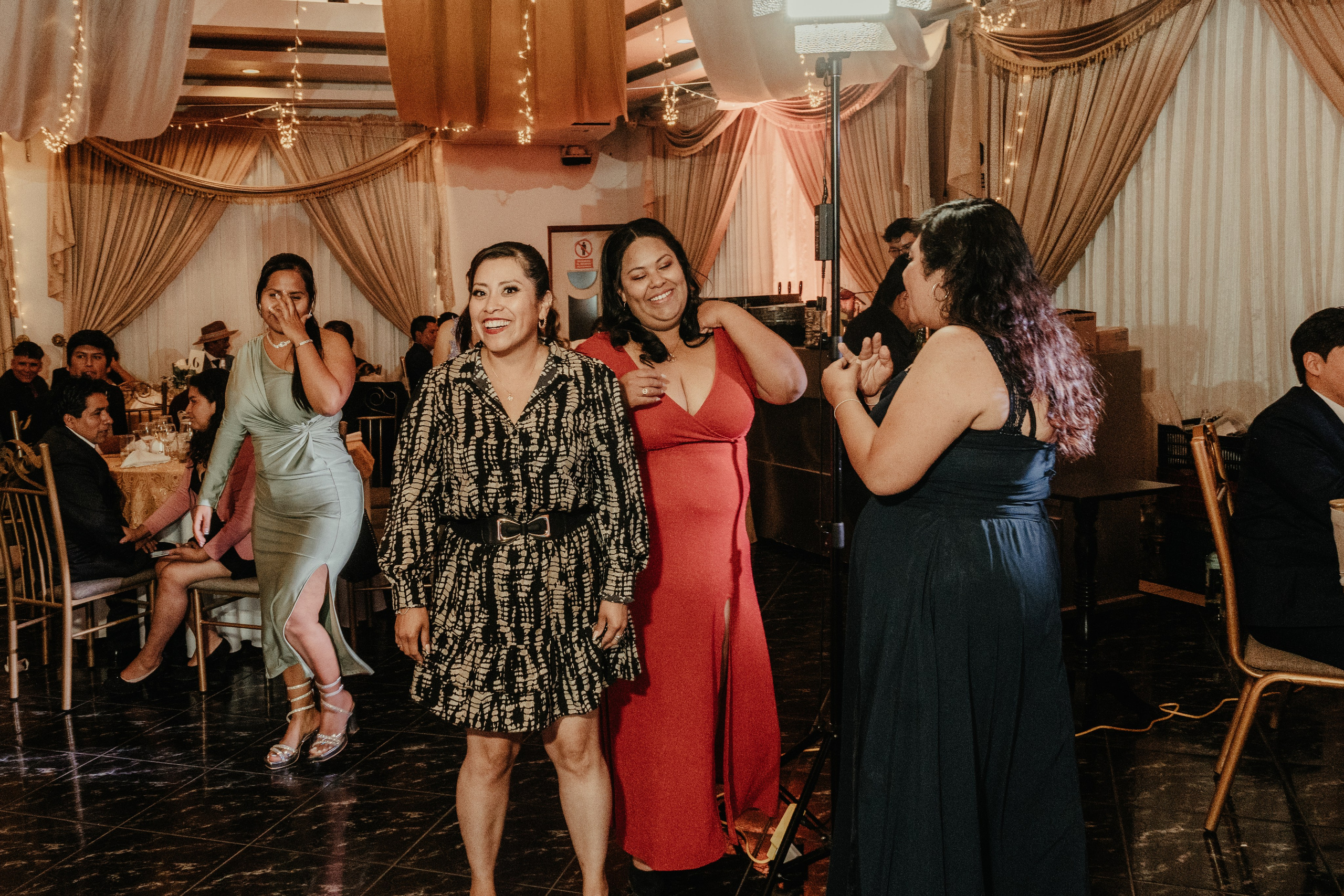 VANESSA + FRANKLIN BODA RELIGIOSA. Studio KVTA | Fotografía y Video de Bodas en Arequipa