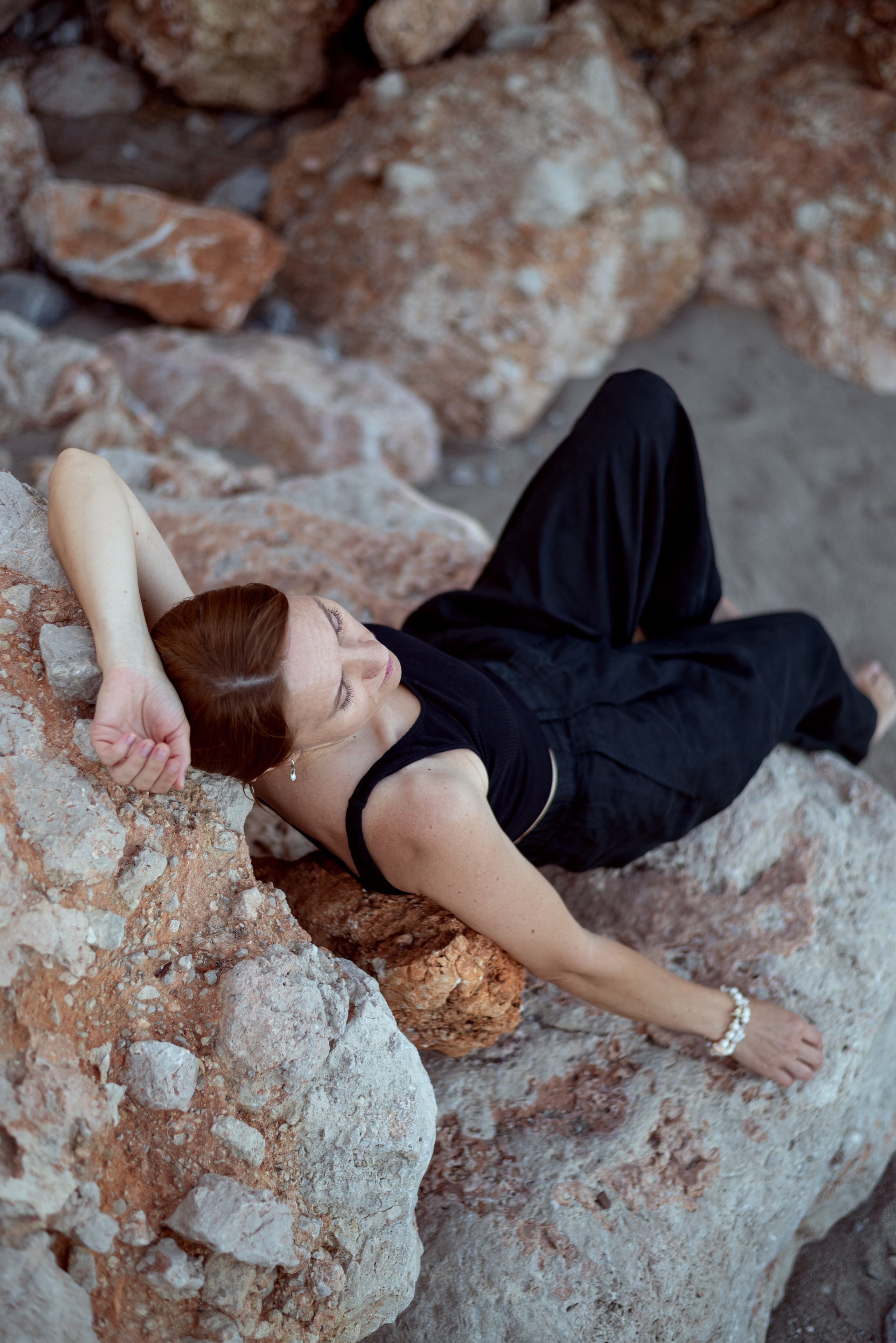 Фотосессия на диком пляже в Кемере. Фотограф Анталия, Кемер, Белек, Сиде Дарья Кая