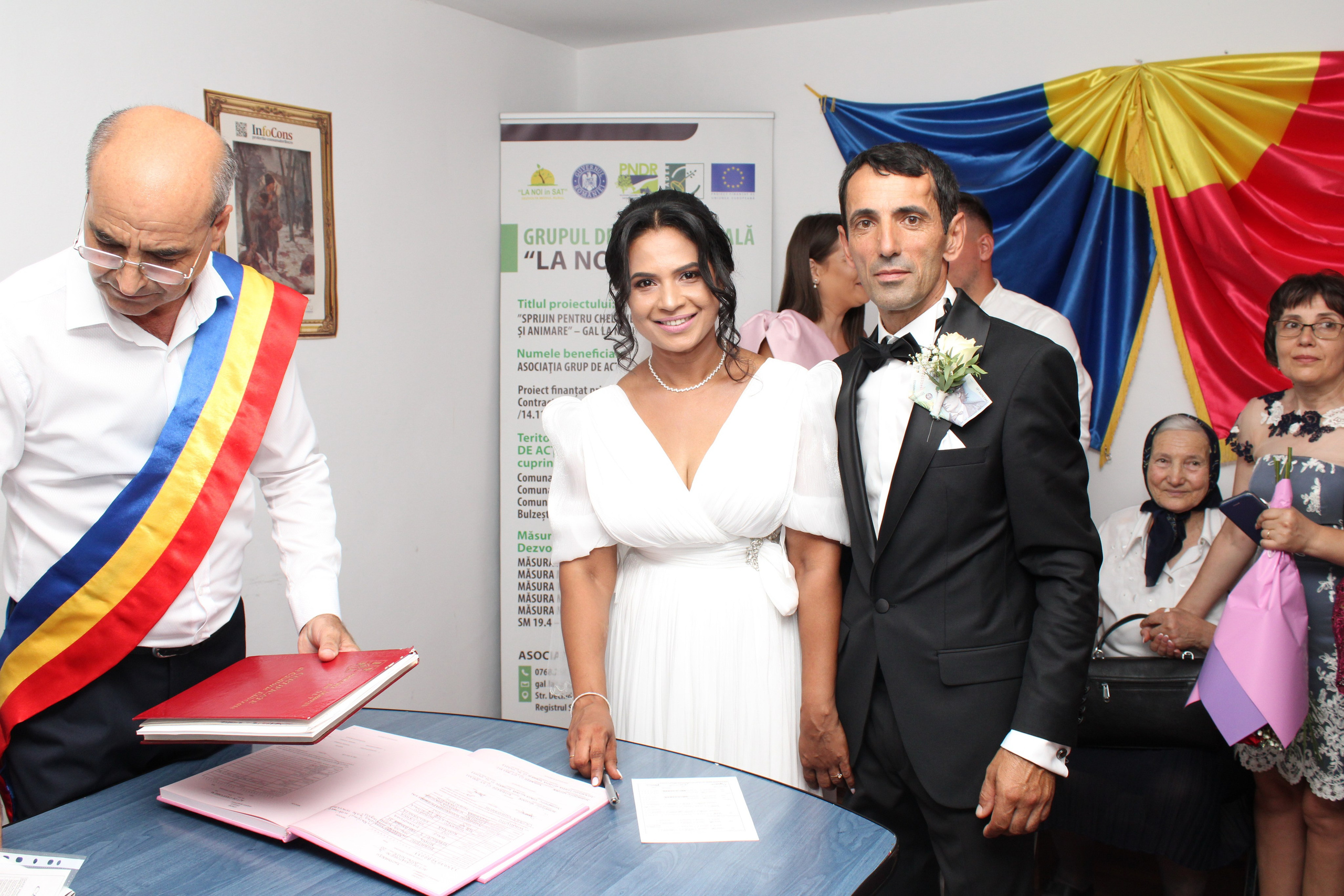 MINEL & MALINA. PETRU BYZO - family and children photographer in ROMANIA