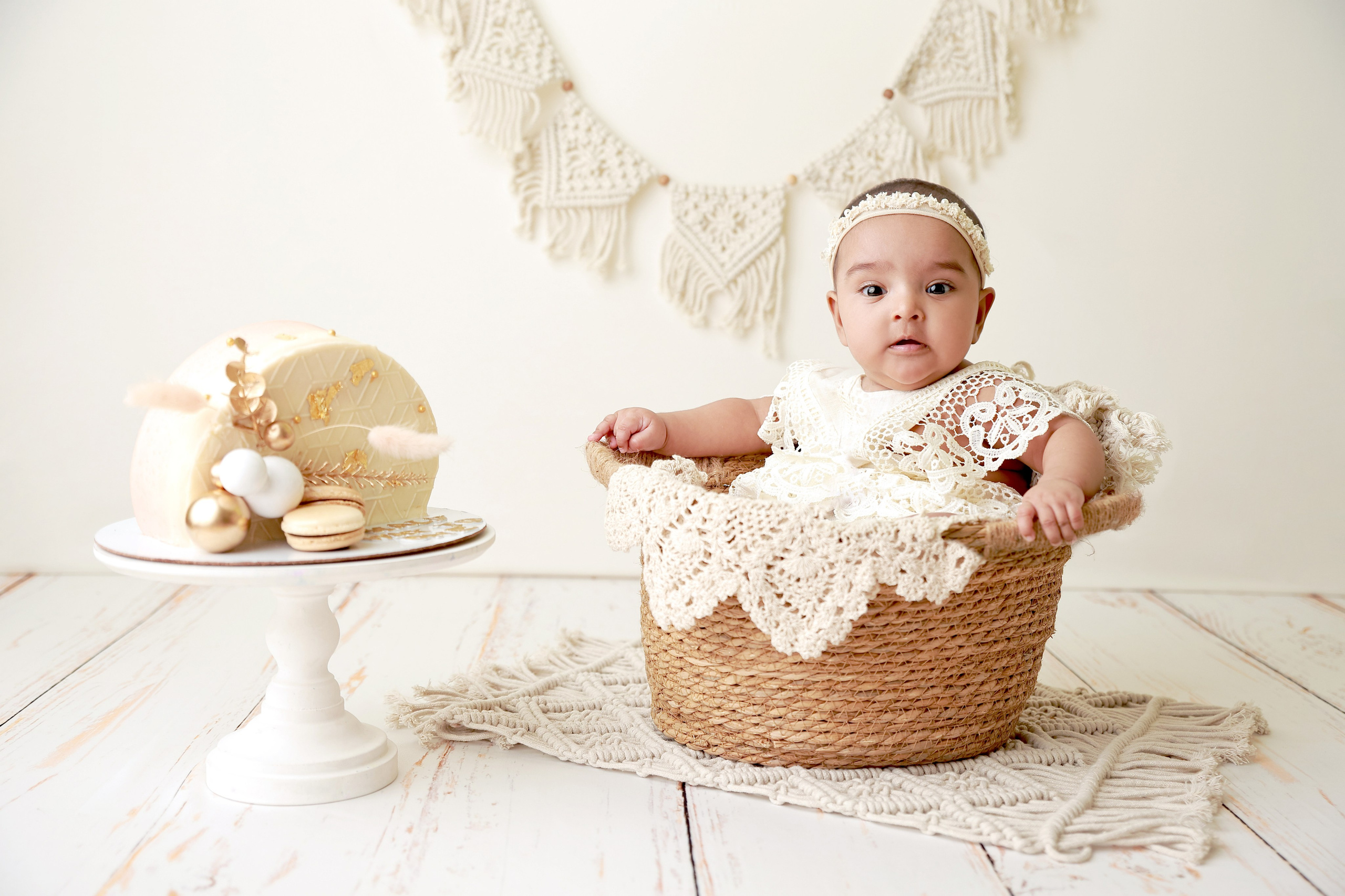 BABY PHOTOGRAPHY. HOME