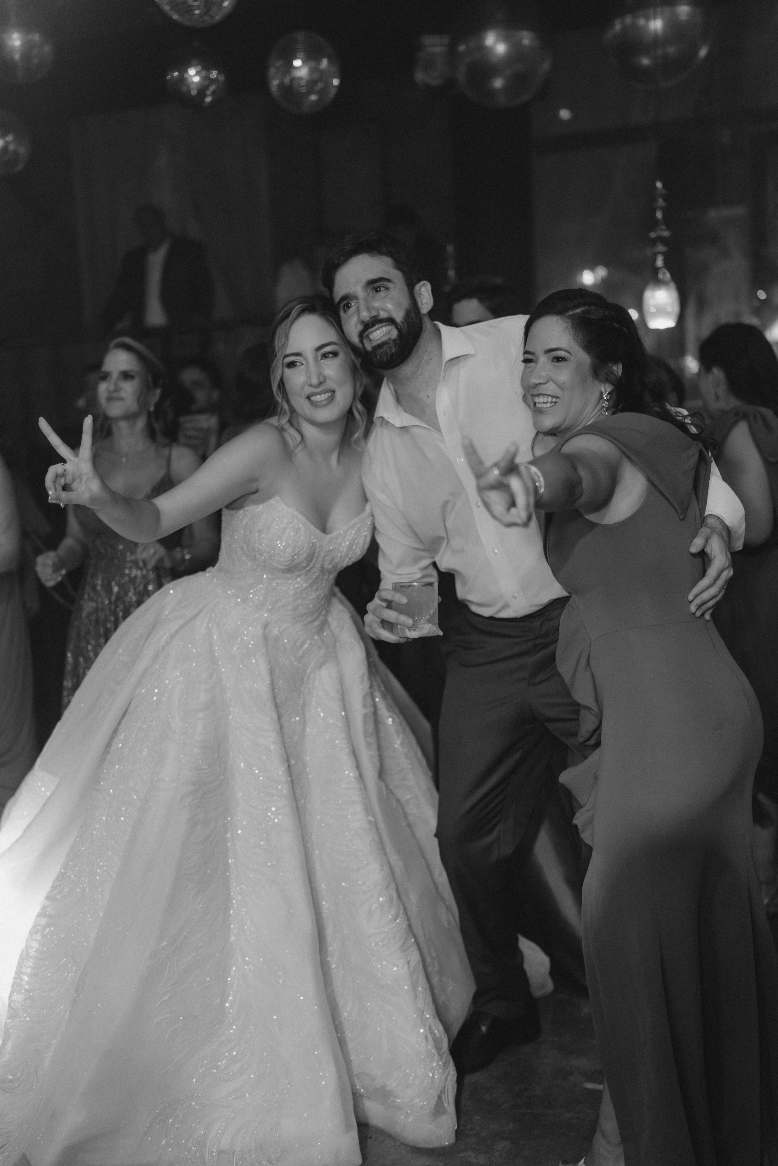 KAMILA E VINÍCIUS. Fabio Barth — Wedding Photo & Film