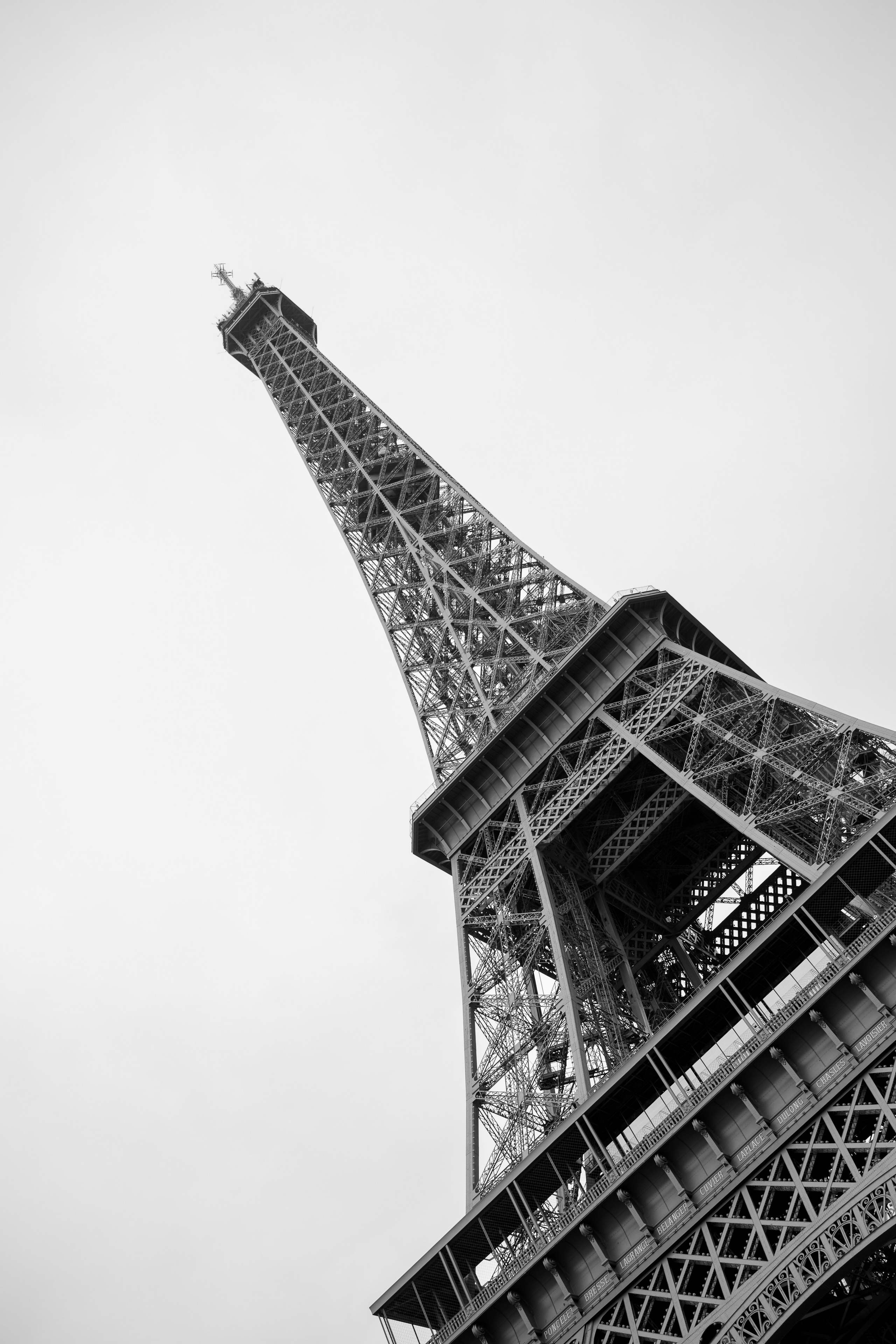 Ana + Marko | Paris. Proud Vision Weddings | Wedding Photography & Films — Servicii profesionale Foto Video Nunta Iasi