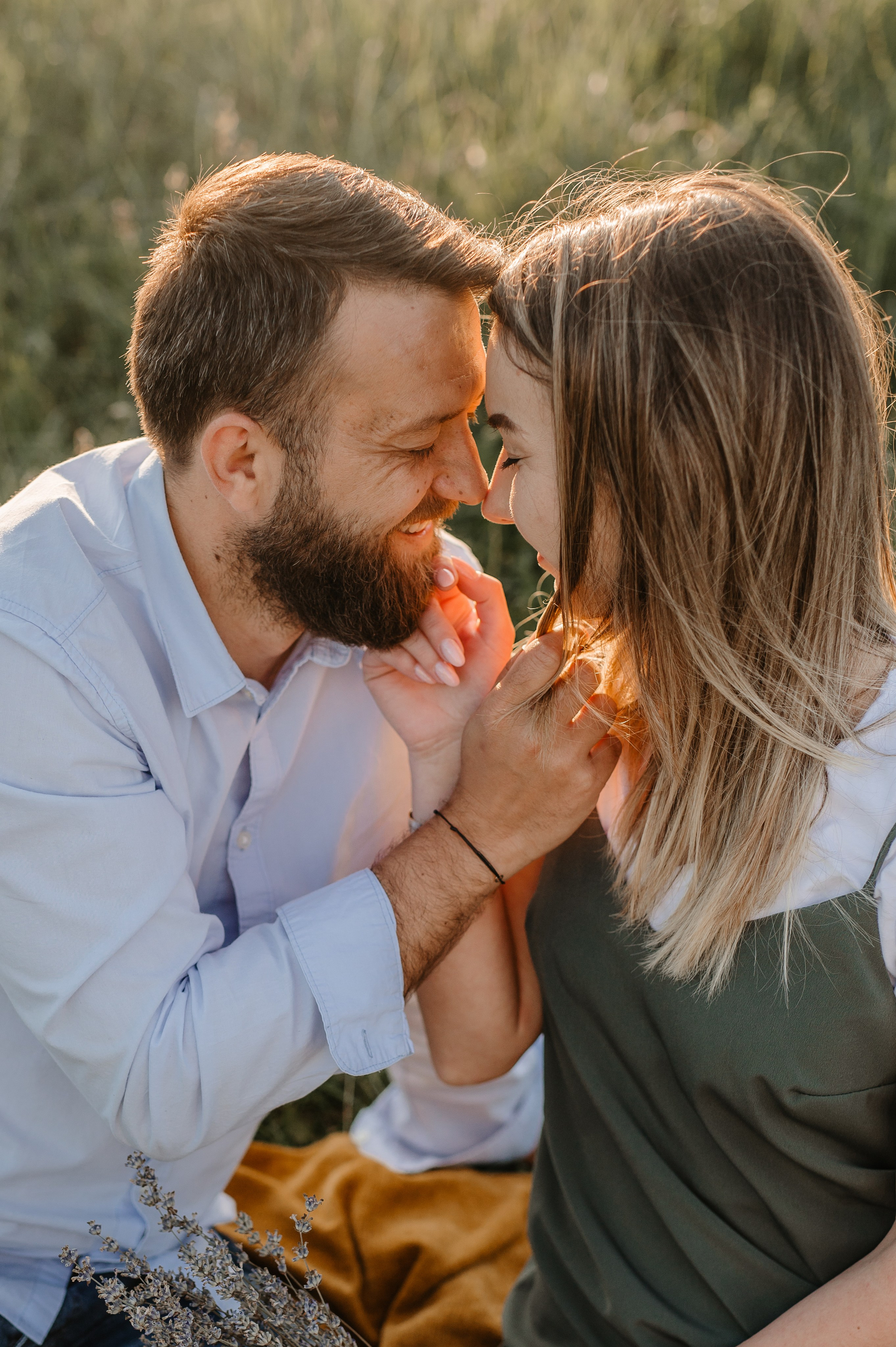Save the date , sedinta foto la picnic, sedinta foto in natura. Proud Vision Weddings | Wedding Photography & Film — Servicii profesionale Foto Video Nunta Iasi
