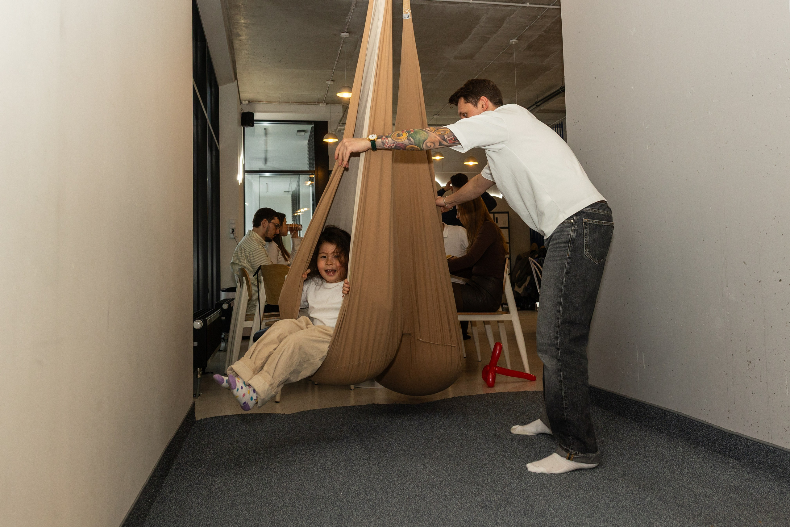 День рождения Артёма 24 января 2026 года. Семейный и детский фотограф в Варшаве Мила Бобровская