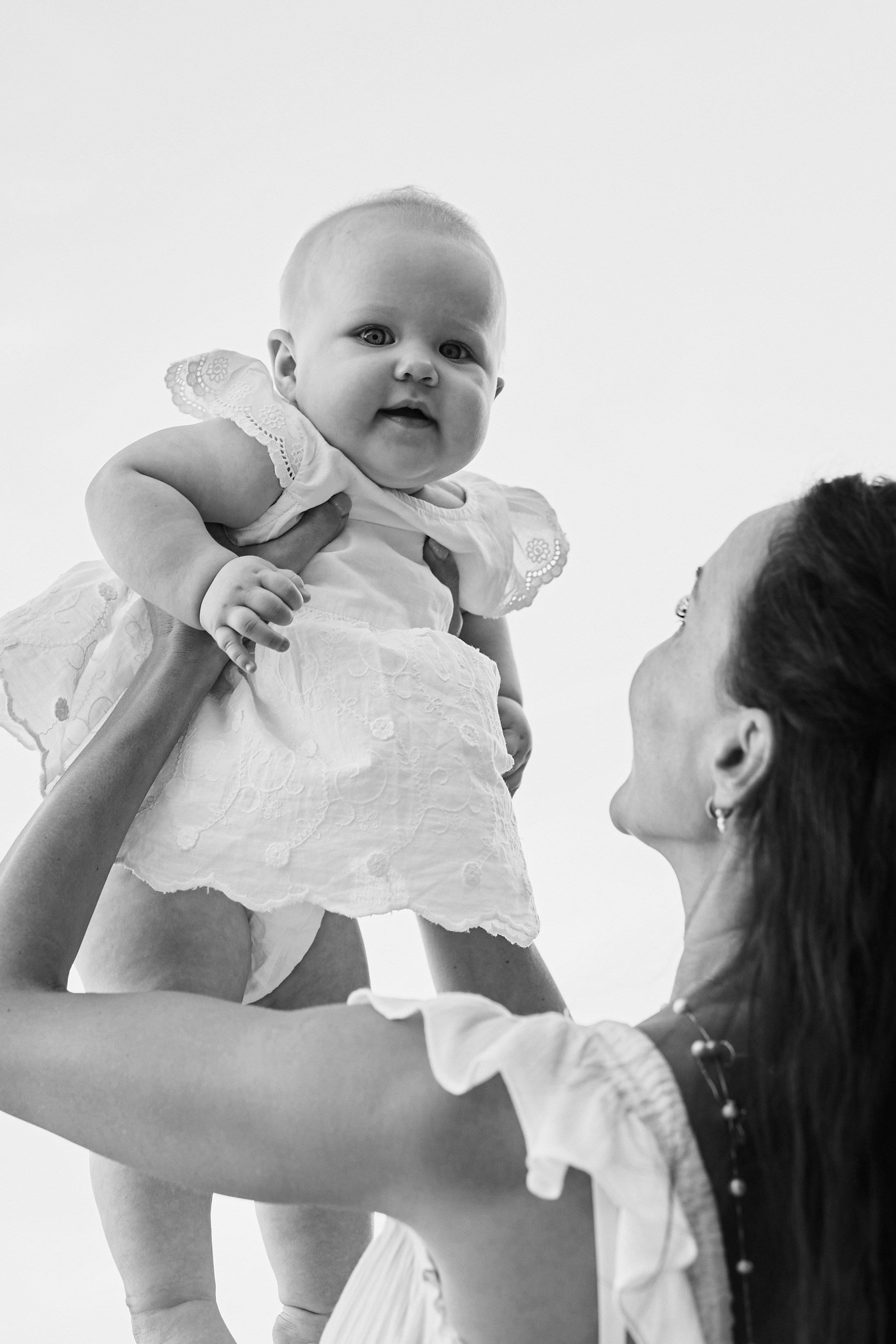 Мама с детьми на пляже. Fotógrafa en España Zhanna Zakharchenko