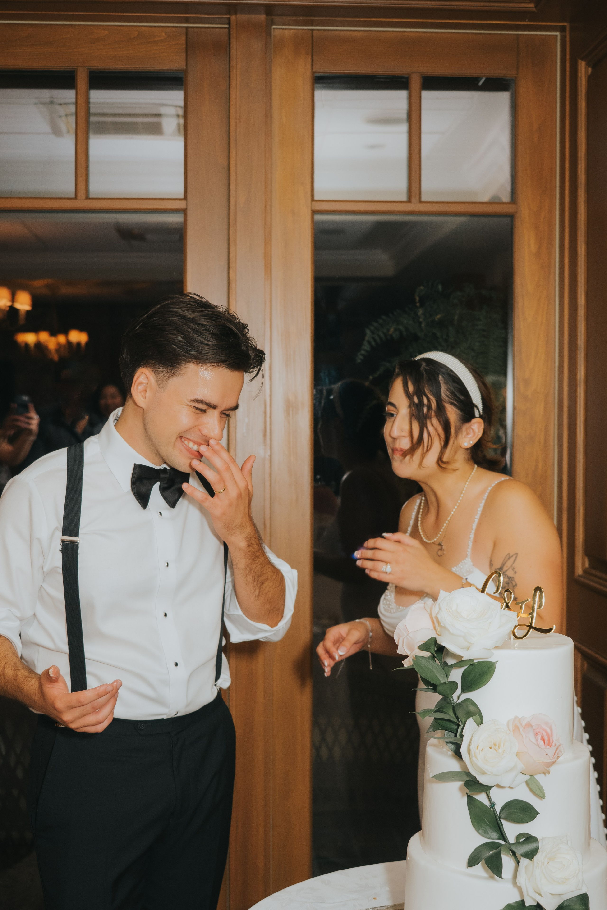 Wedding of Cassandra and Loïc in Beaconsfield, Montreal. Wedding and Family Photography Montreal Muriel Oe Photo