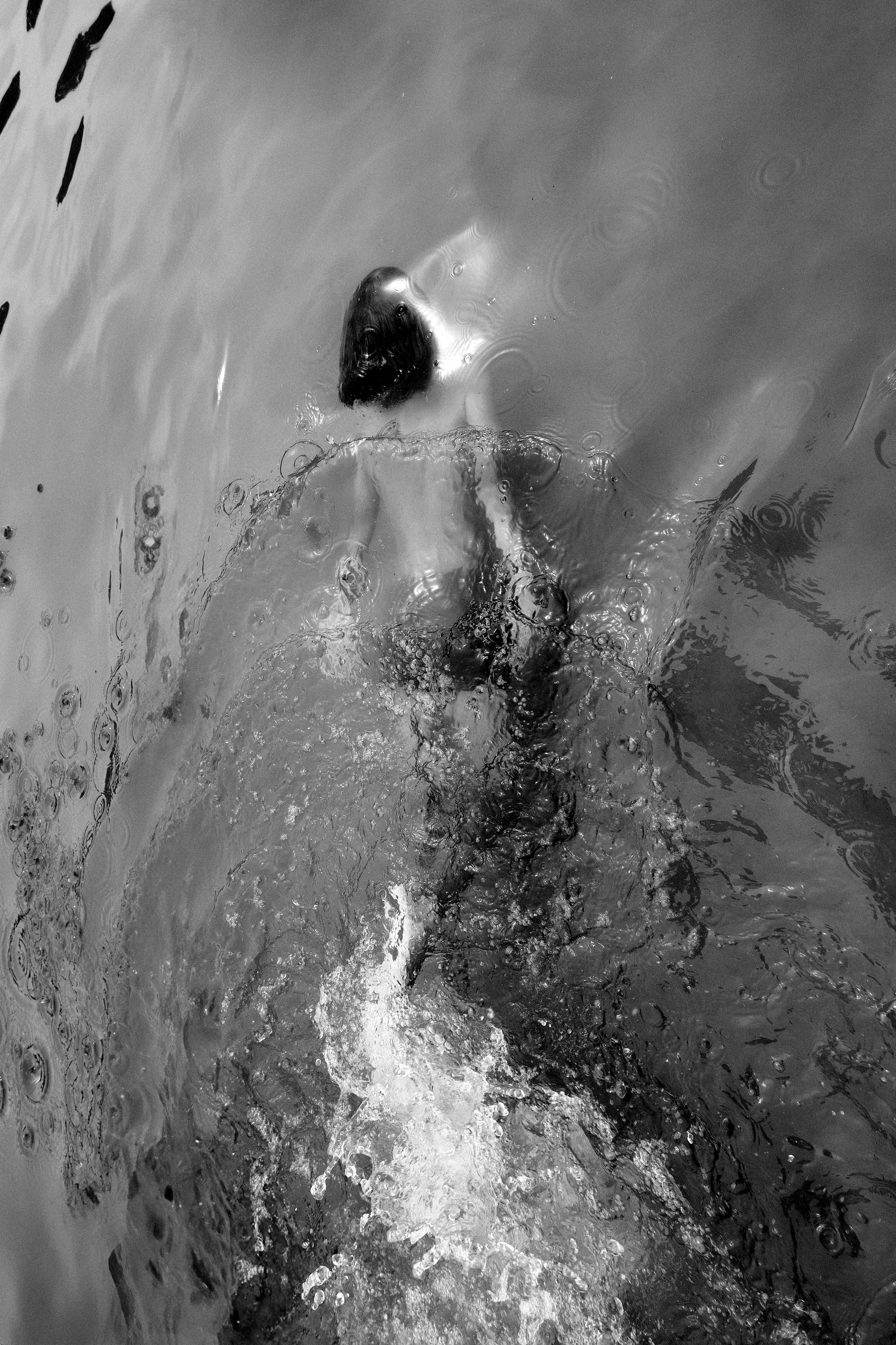 BLACK AND WHITE. OLGA REPTIK