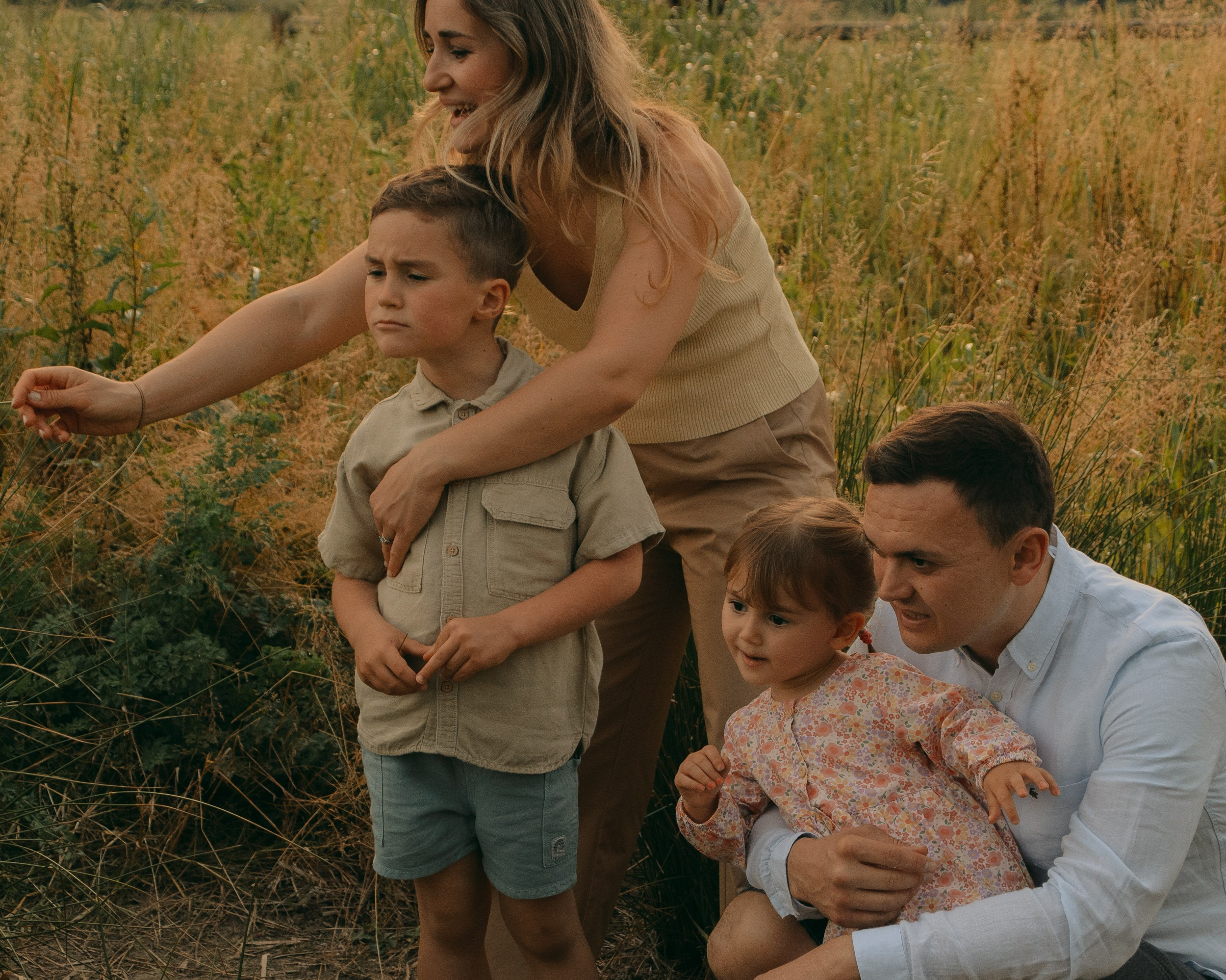 Family photoshooting R&A. Anastasiia Buchinskaia Photographer in Milan