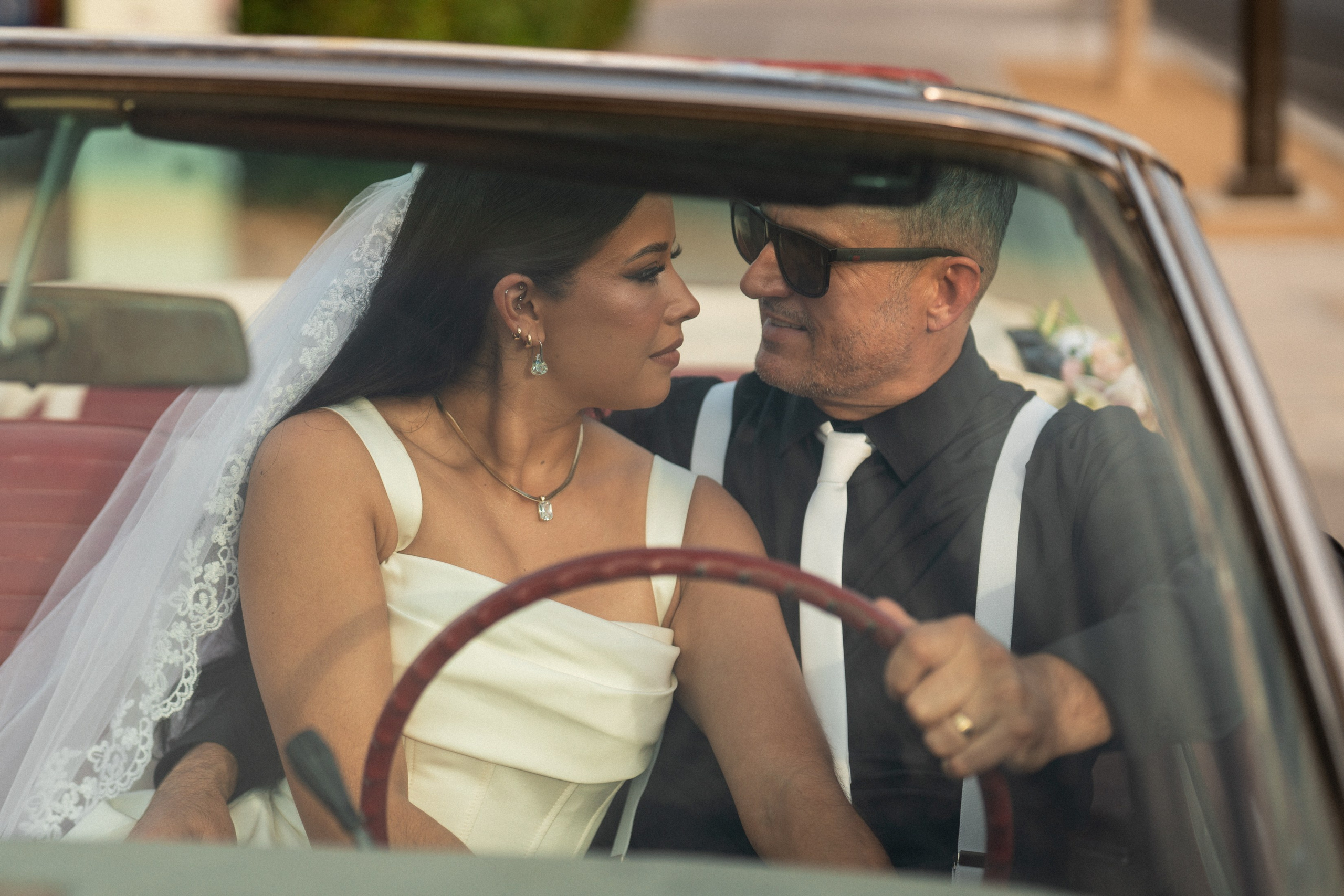 Stephanie&Ryan. Wedding & elopement photographer Viktoriya Kravtsov. Las Vegas