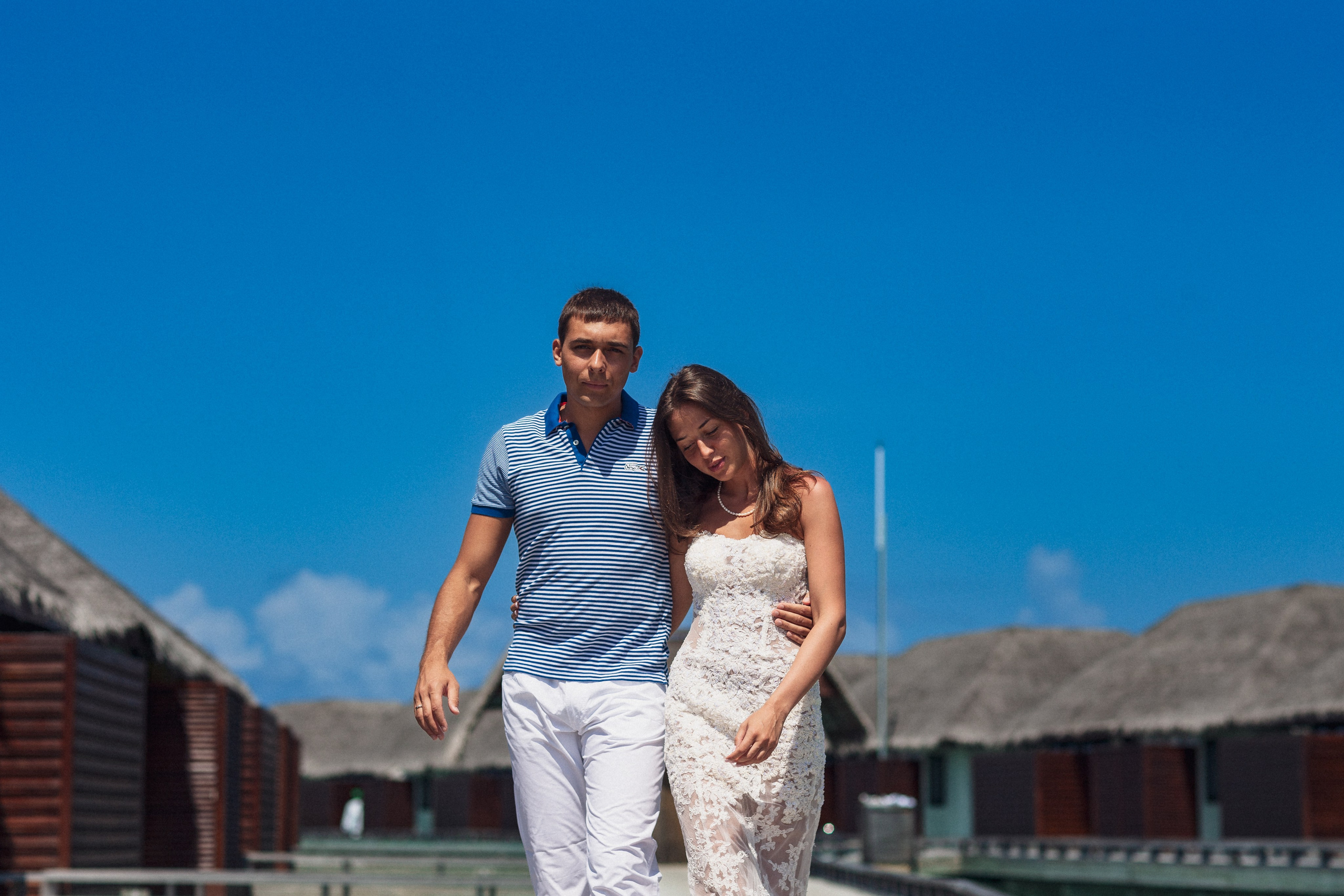 Фотограф в Ирландии Дублин Медовый месяц жених невеста любовь небо мира 