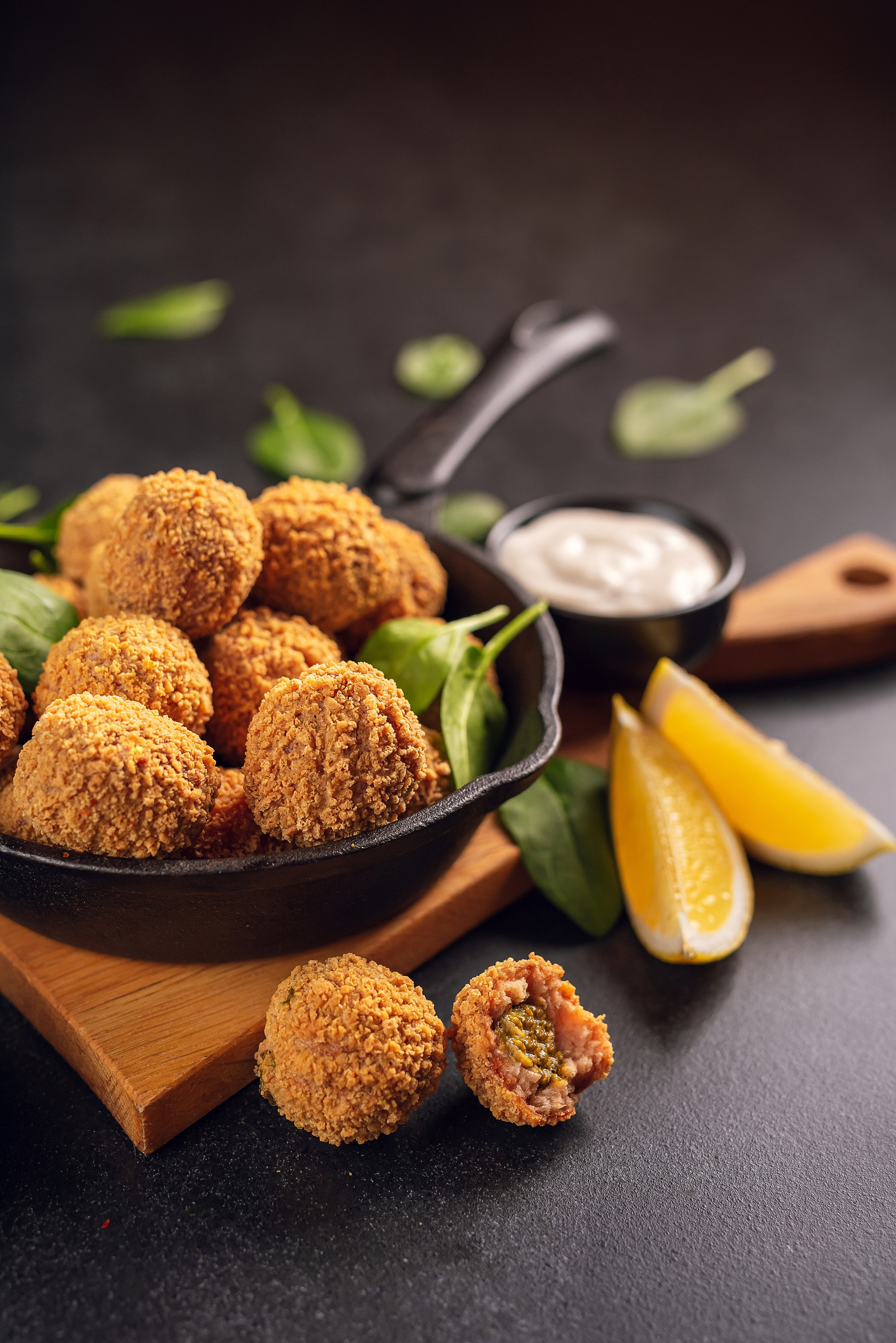 Amber Fish. Fotogrāfs Rīgā. Gīmenes, individuālās un dažādu produktu fotosesijas