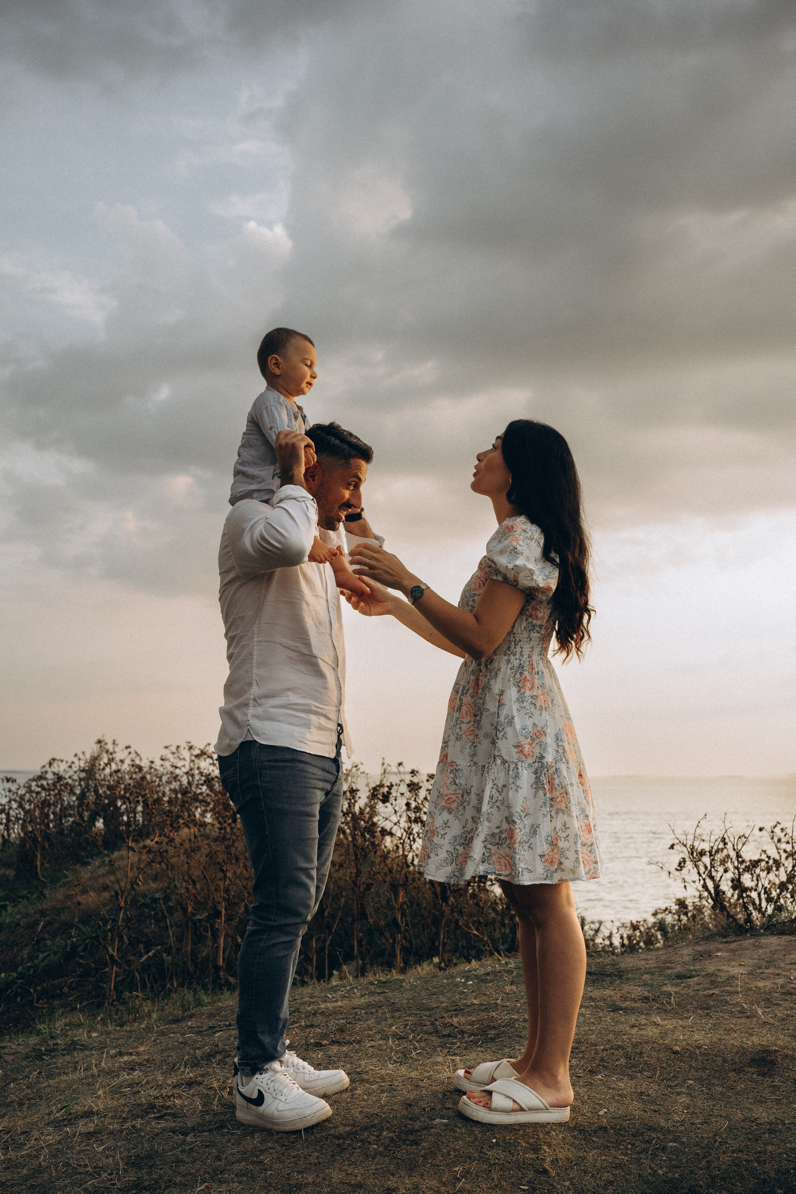Summer. Wedding and potrait photographer in Helsinki Vickan O