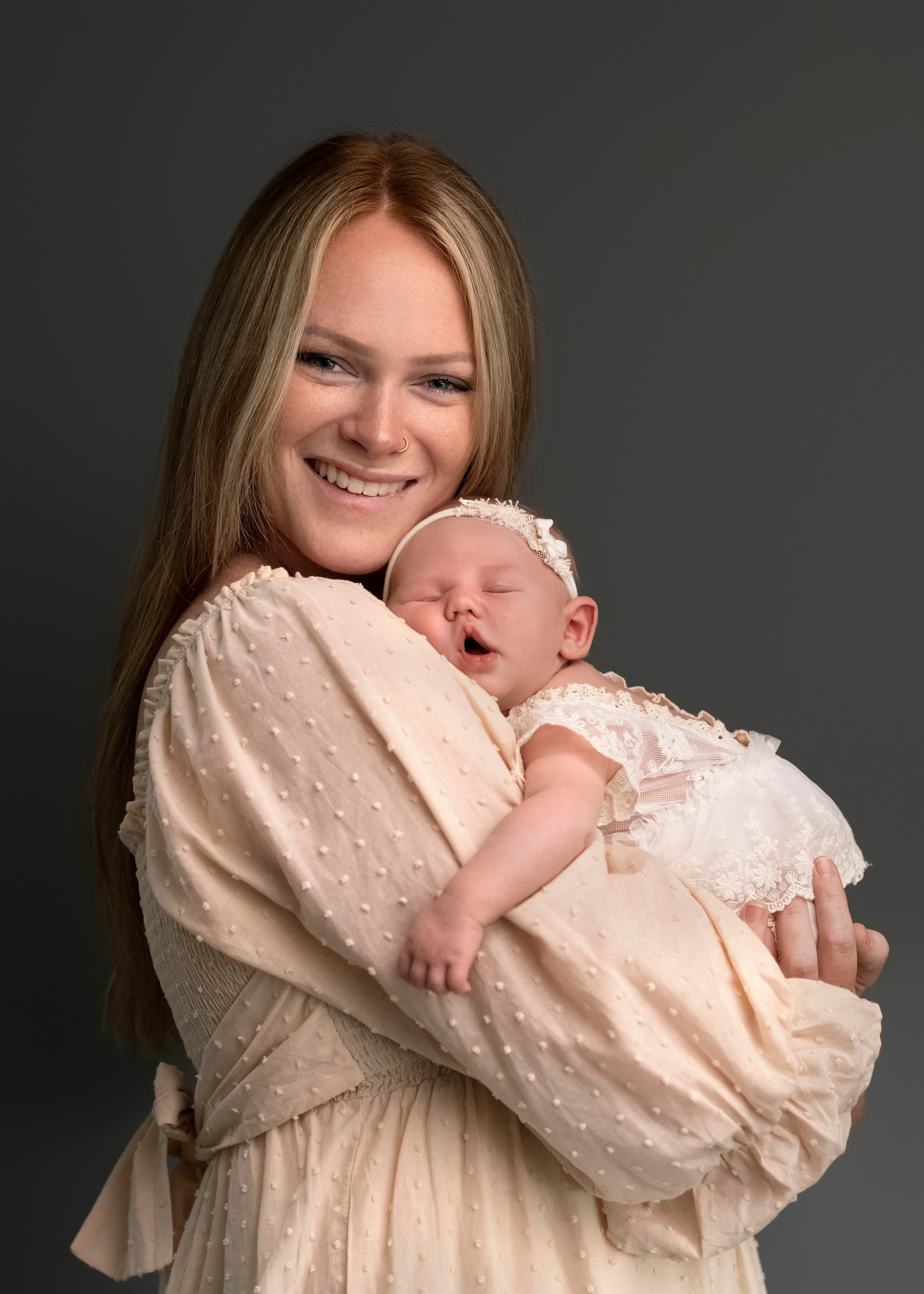 Motherhood is magic. Portrait, kids and family photographer in Wesley Chapel Alina Alice Osipova