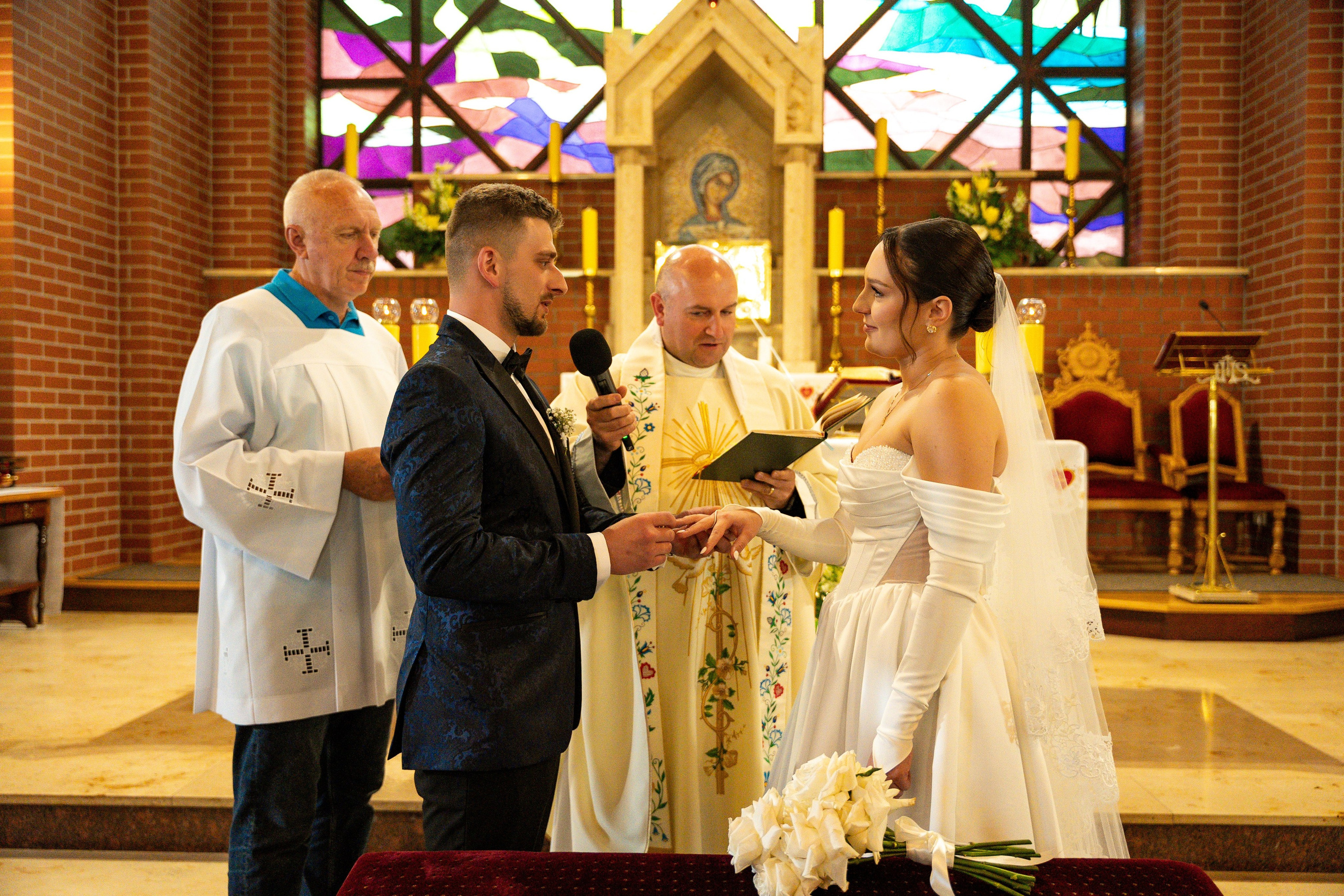E&N: Zamek w Rzucewie. SL Wedding Photo — Editorial, Elegant & Timeless Wedding Photography in Poland and Across Europe