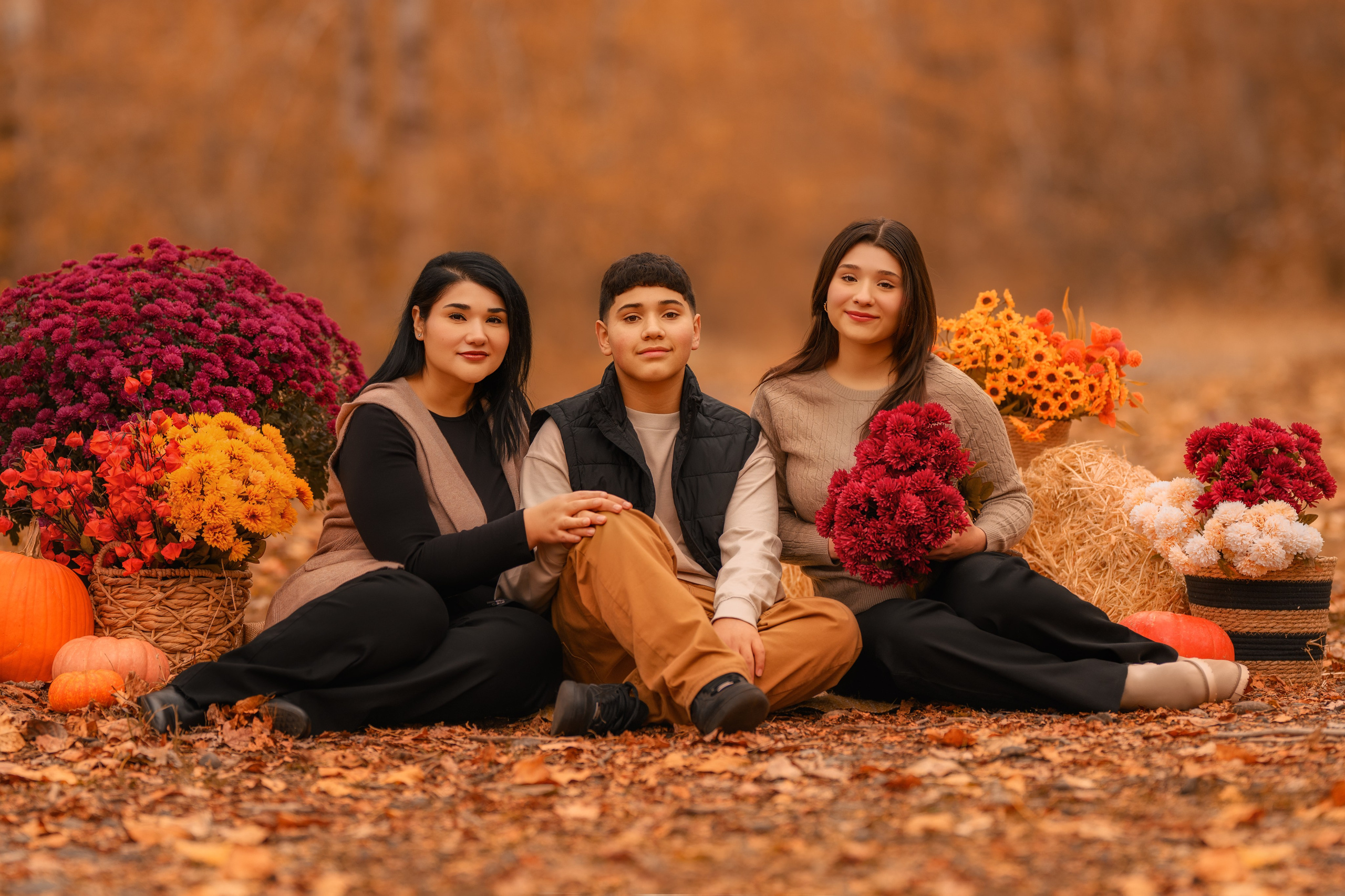 Karina and her family. Wedding & family photography in Seattle area. Helen Michelle photographer
