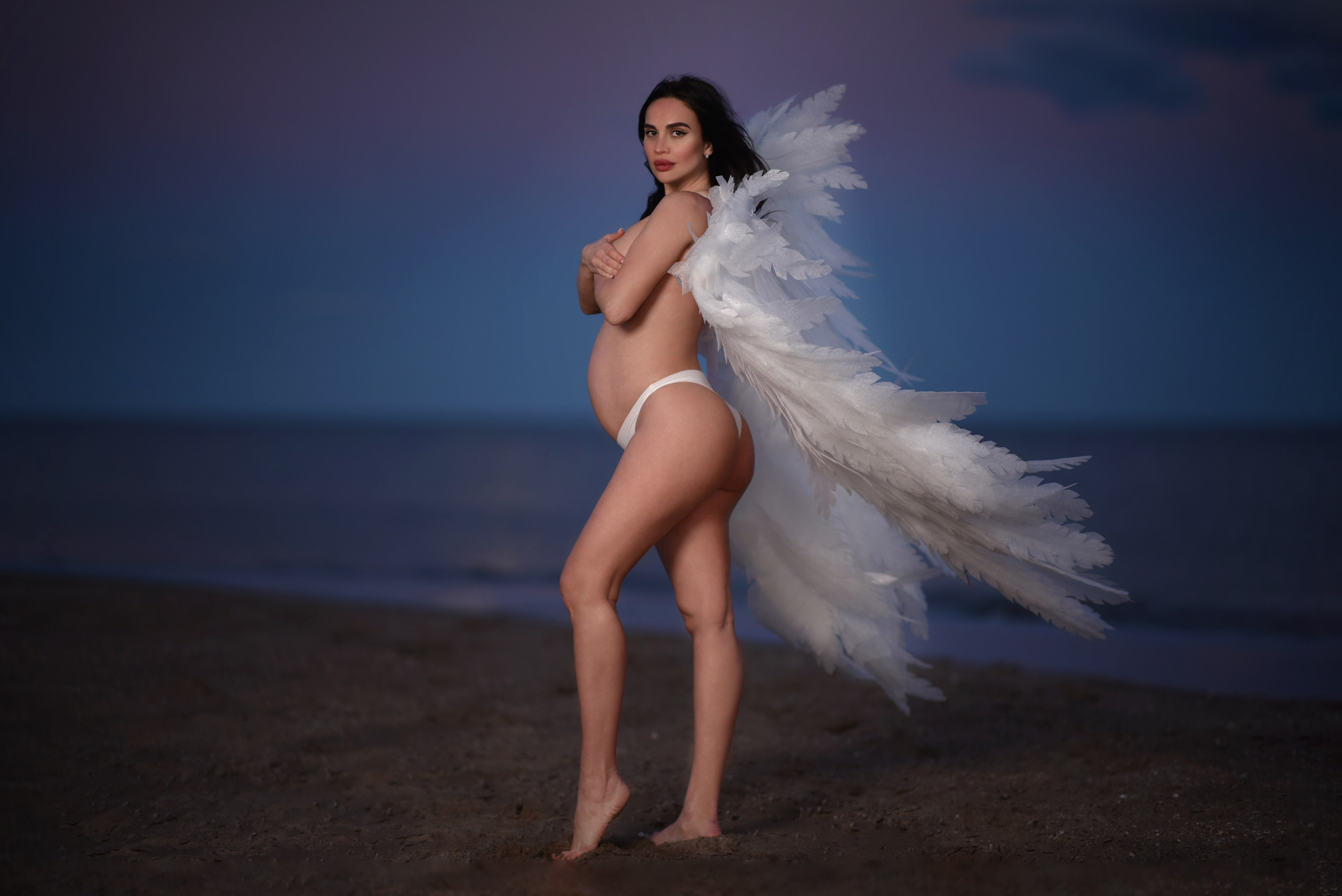 Séance photo de grossesse, séance photo de maternité  à Béziers. Photographe Professionnel à Béziers et Montpellier – Mariages, Portraits et Vidéos Aériennes