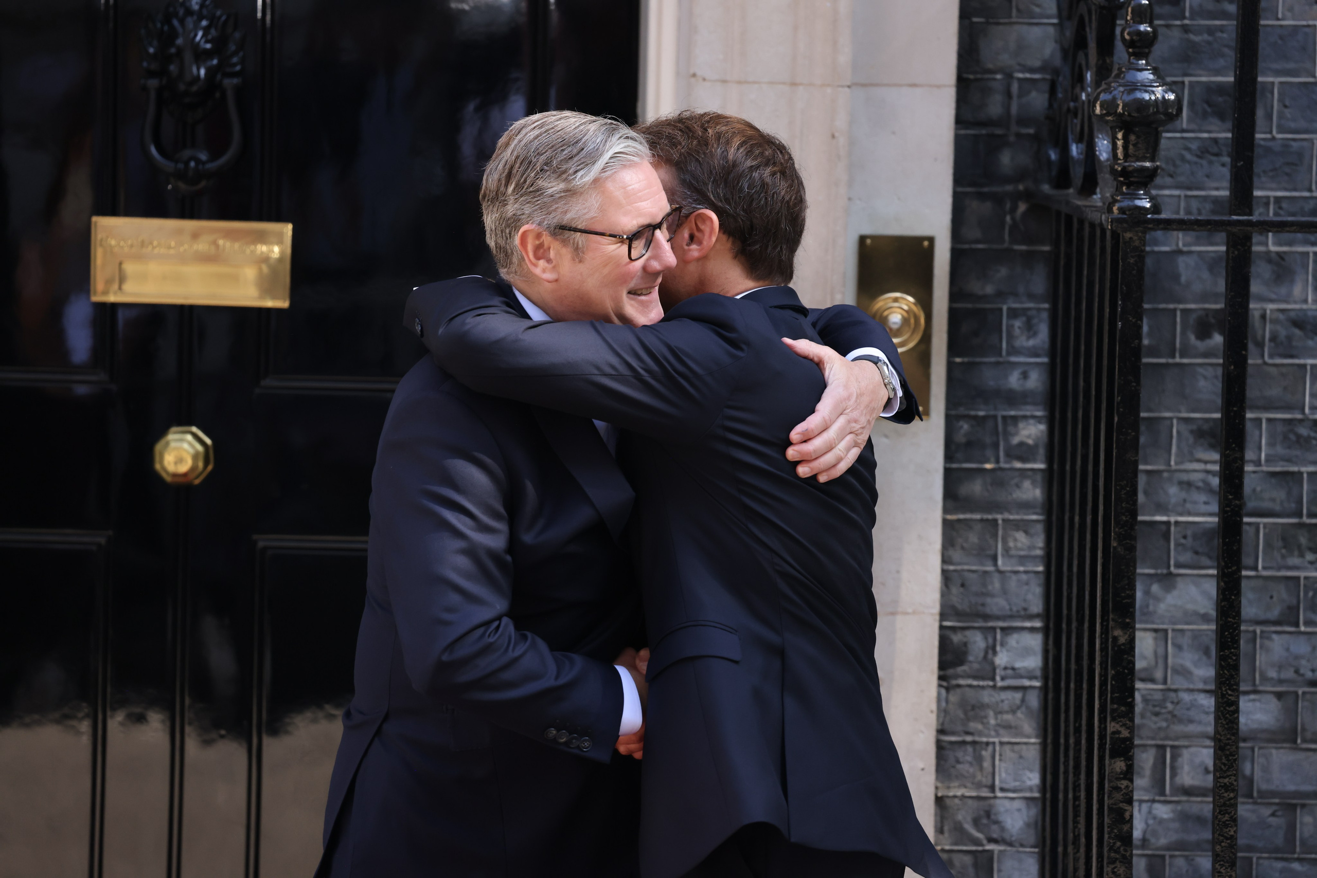 Politicians. BRUNGRAF MEDIA