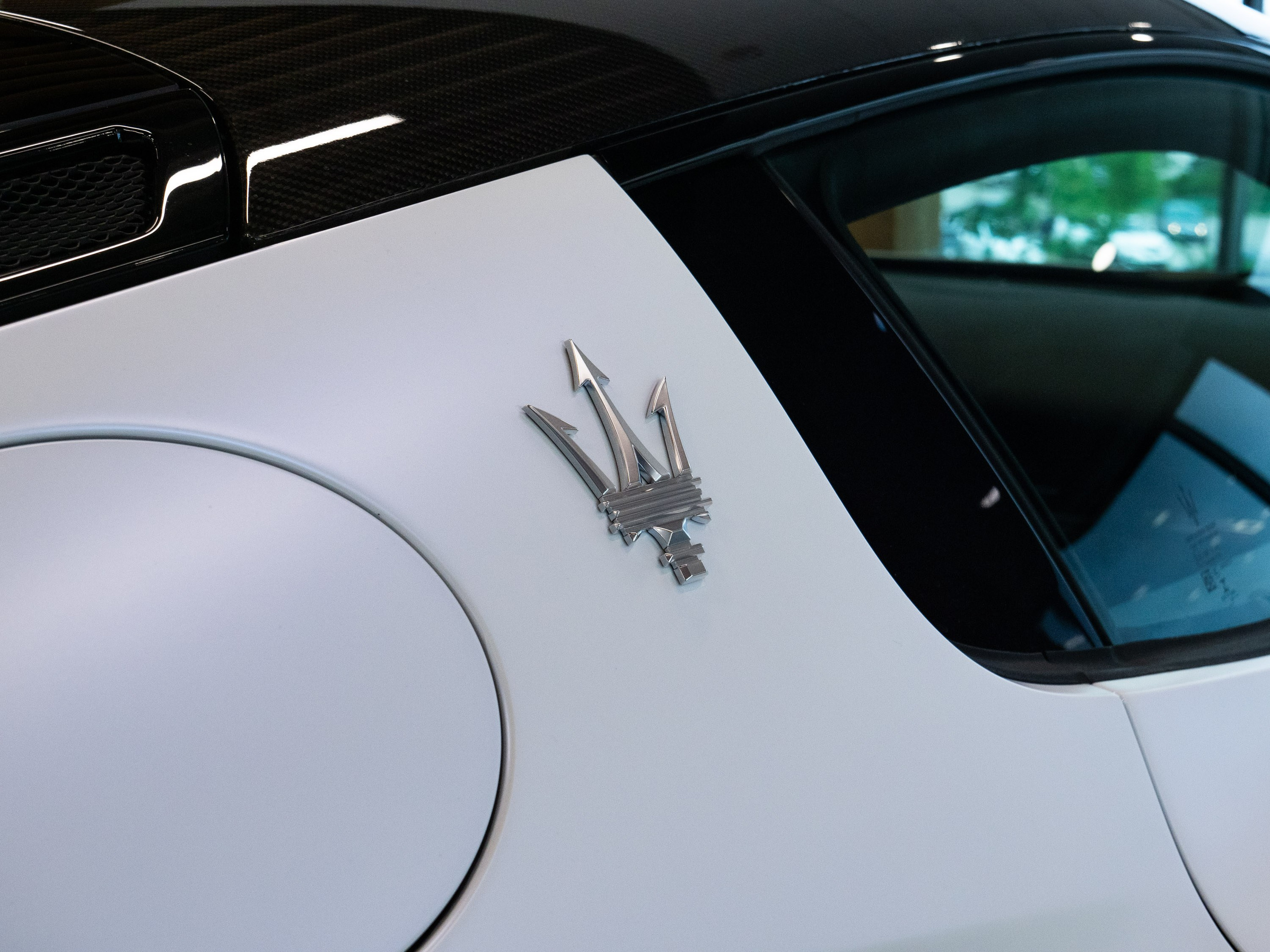 Maserati MC20. Dimitri Ilkov Photography — Capturing Life’s Moments in Edmonton, Cana