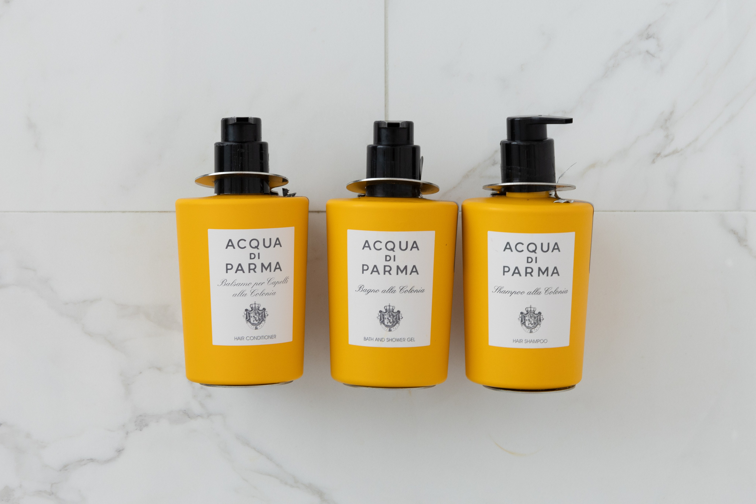 ROMA LUXUS. Elizaveta Razumova | Fotografa Cinematica per Love Story, Matrimoni e Ritratti