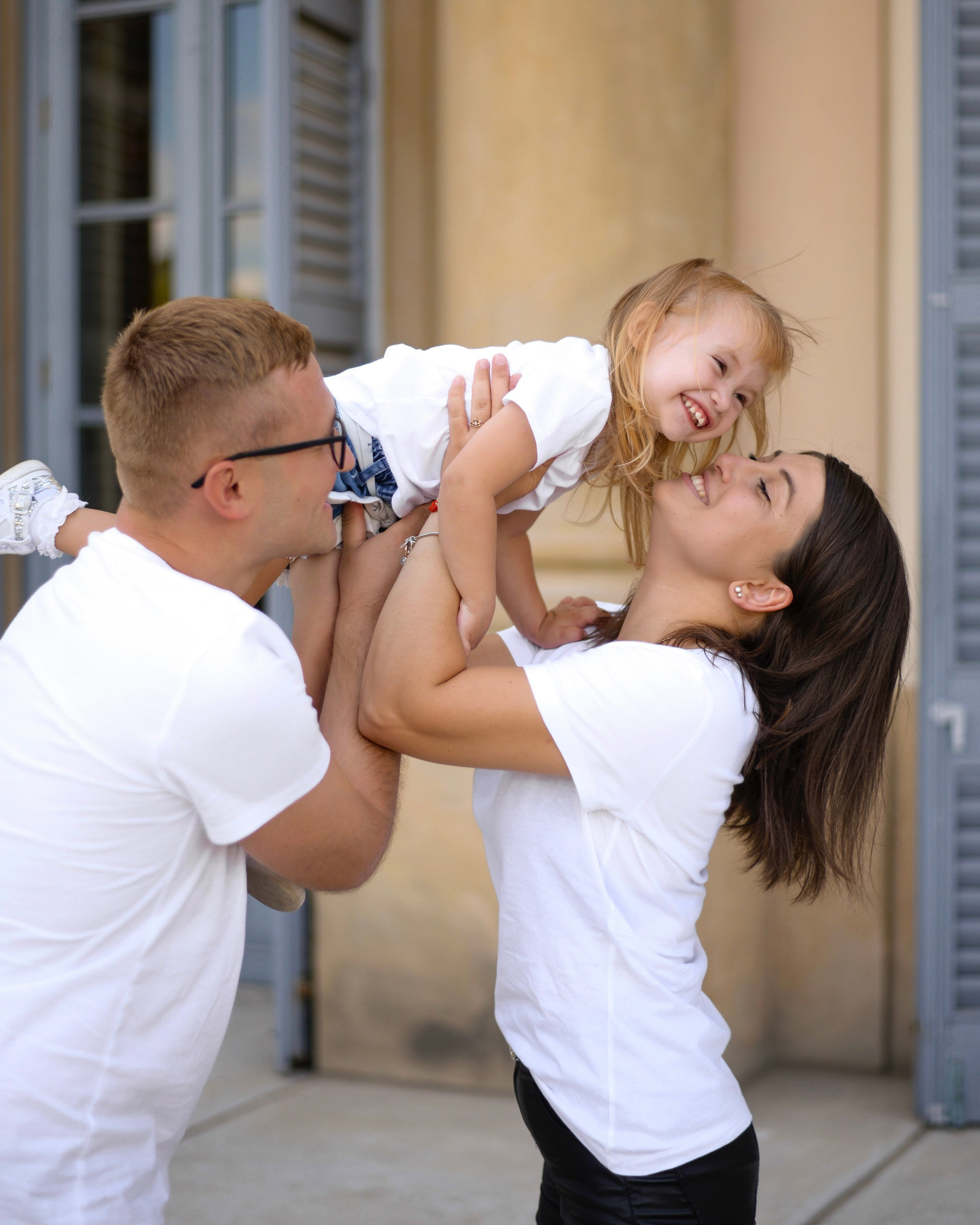 Family. Julia Kuzmovych personal and pregnancy photographer in London