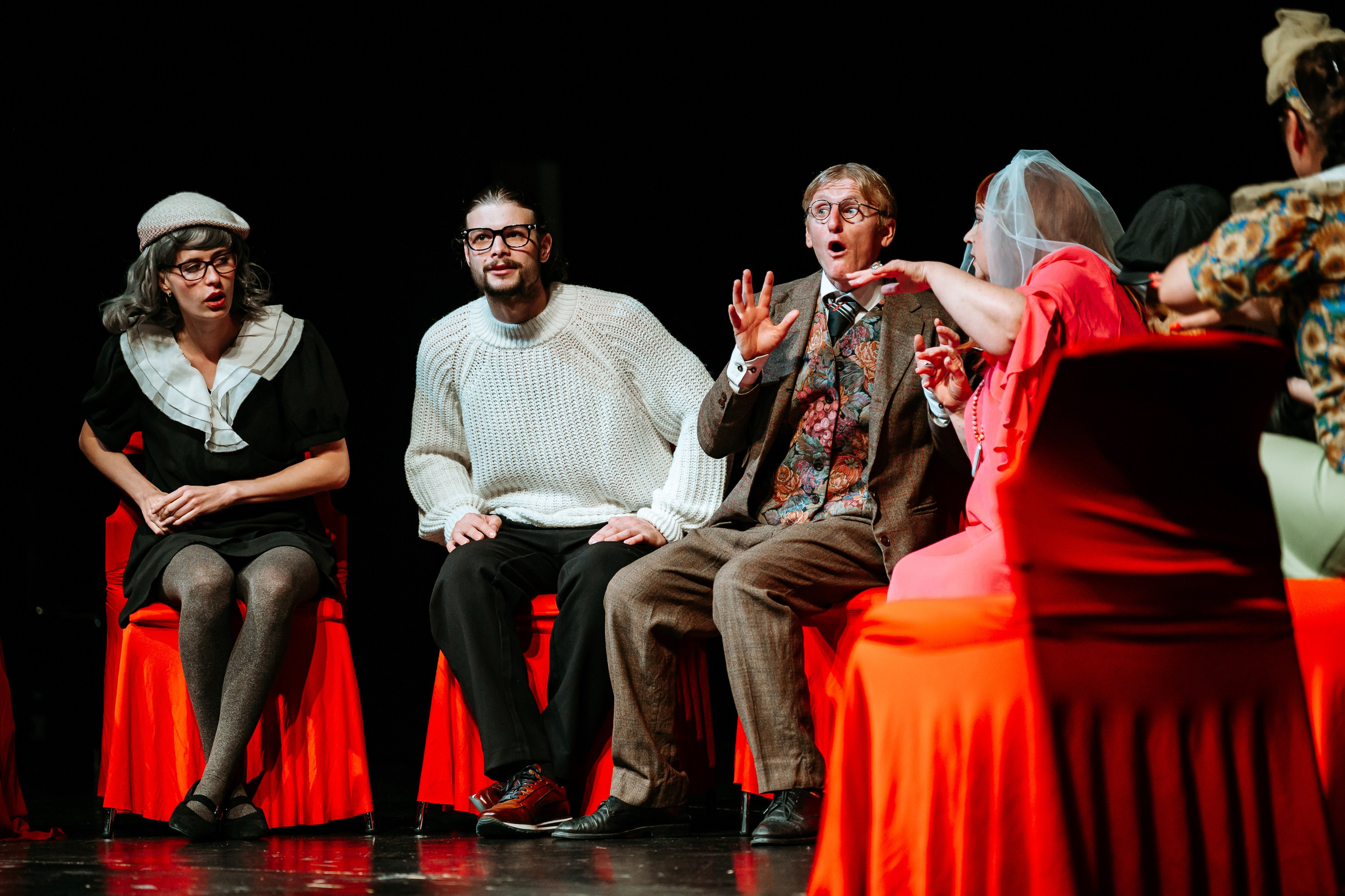 Garbo Teater „12 стульев“. Jelizaveta Gross - reportaaži- ja portreefotograaf Narvas