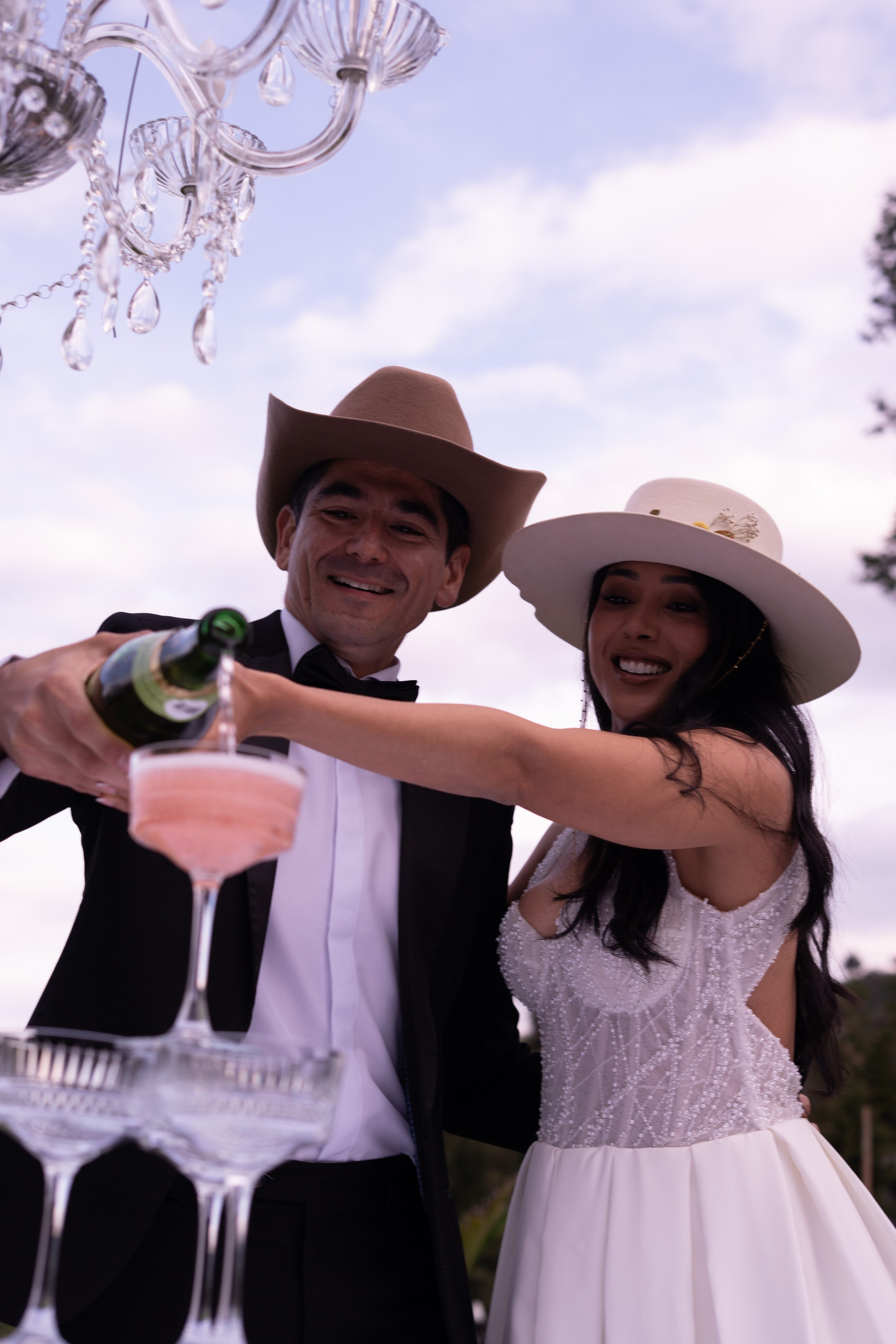 Callate y besame. Film and photography for weddings and brands in Barcelona