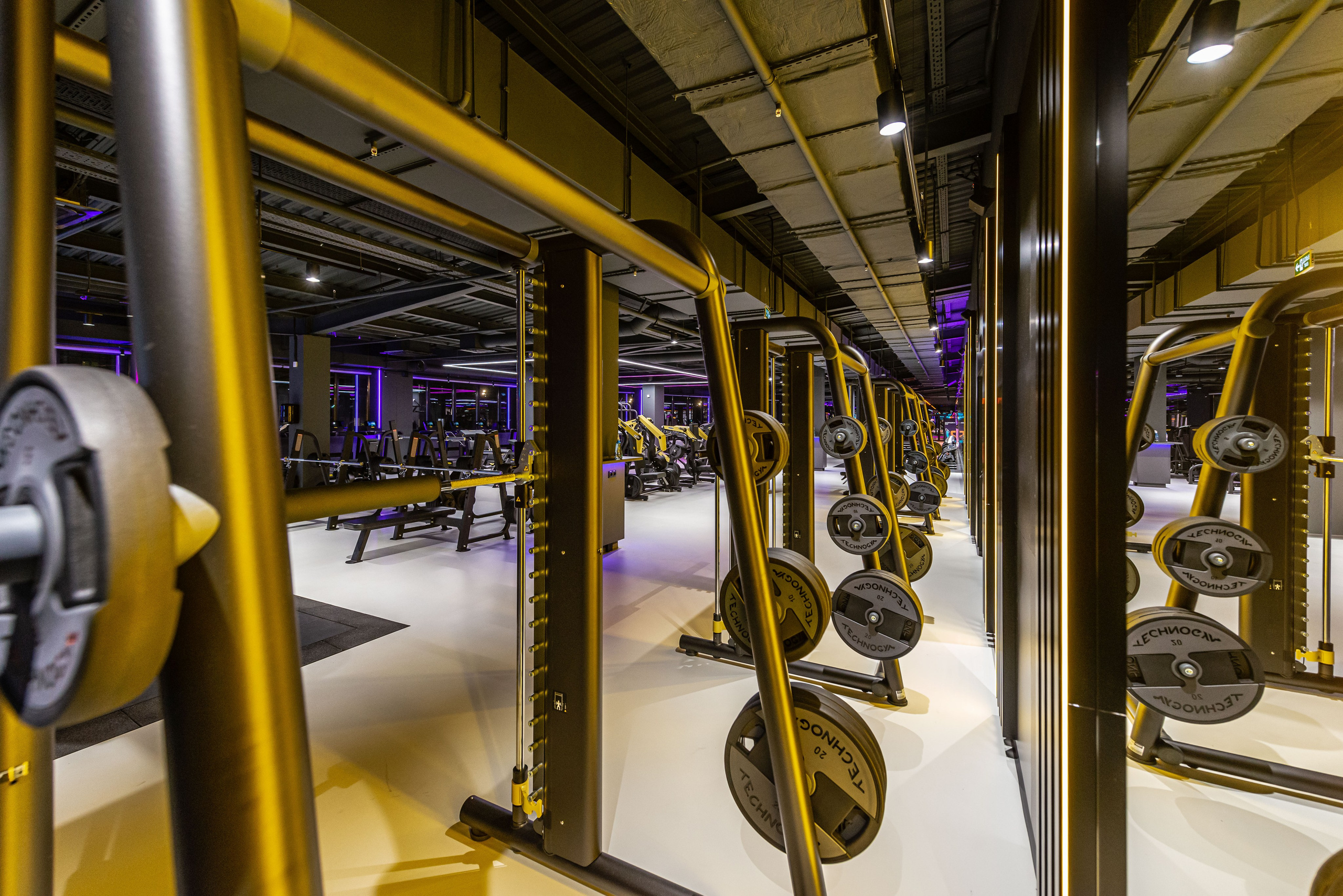 Фитнес-клуб DDX Fitness в Некрасовке. ФОТОГРАФ МЕКСИКА КИНТАНА-РОО