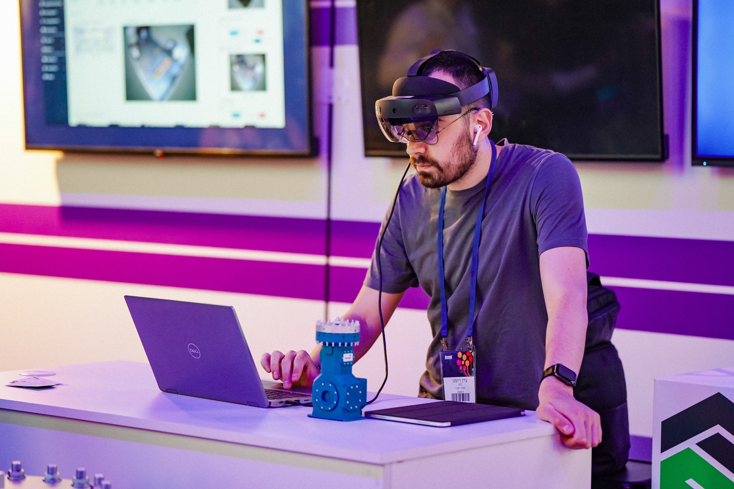 Business. Dmitry Gorodetsky Event Photographer