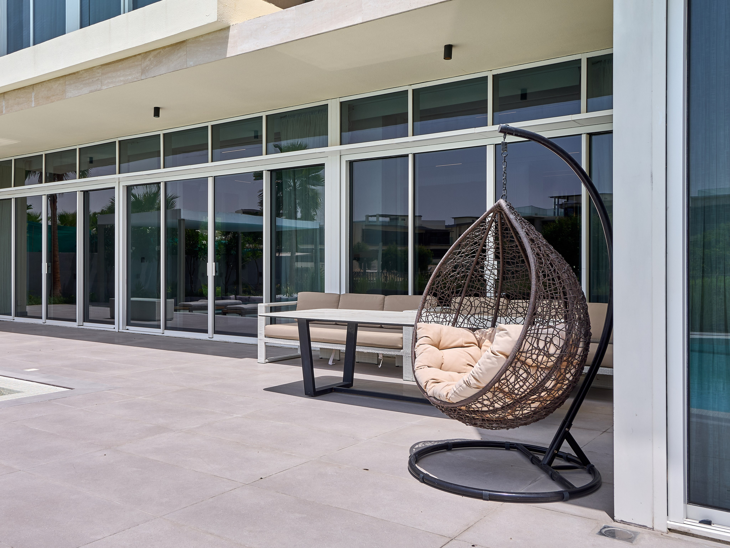 Real Estate Photography in Dubai — Interior & Villa Photos for Bayut, Airbnb, Property Finder. Hotel Photographer in Dubai — Interiors & Commercial by Oleg Novikov