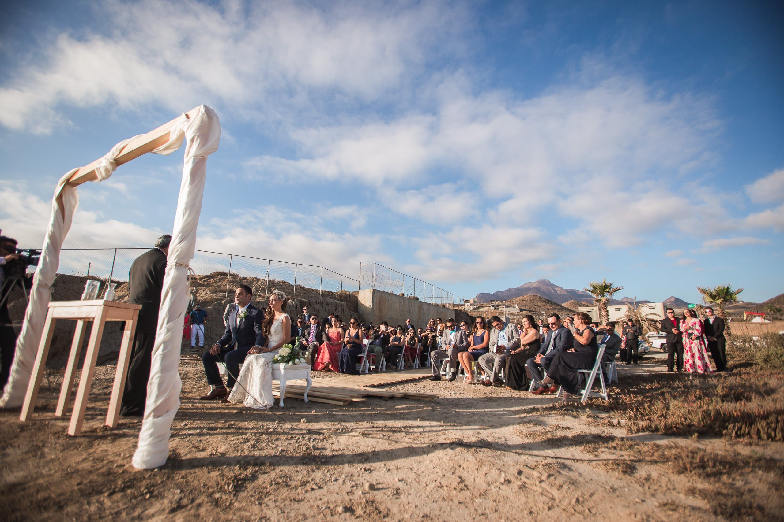 Rosarito Boda Nisa y Rodolfo. Estudio de fotografia en Tijuana